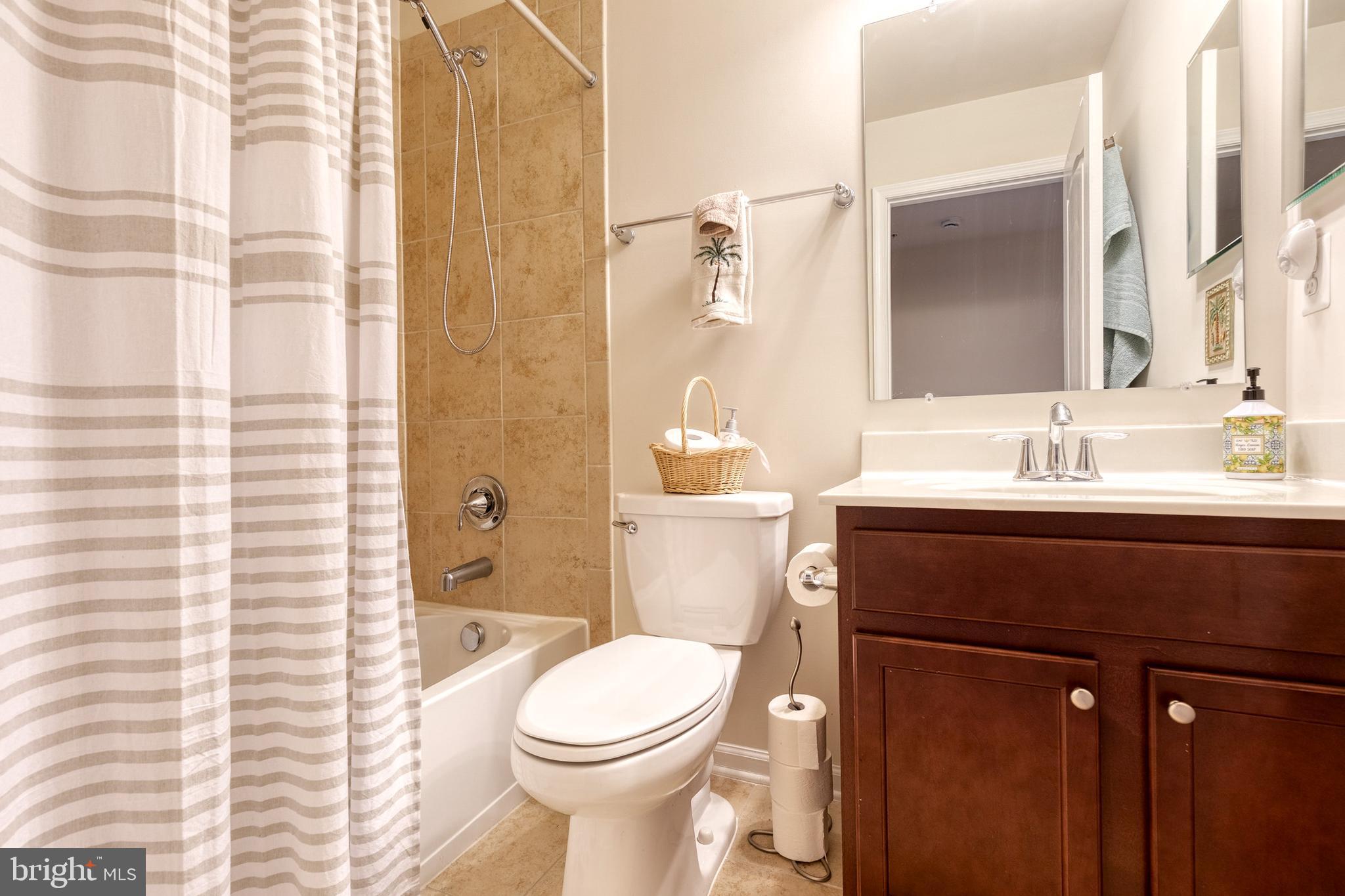 THE POINTE AT TANYARD SPRINGS - Residential