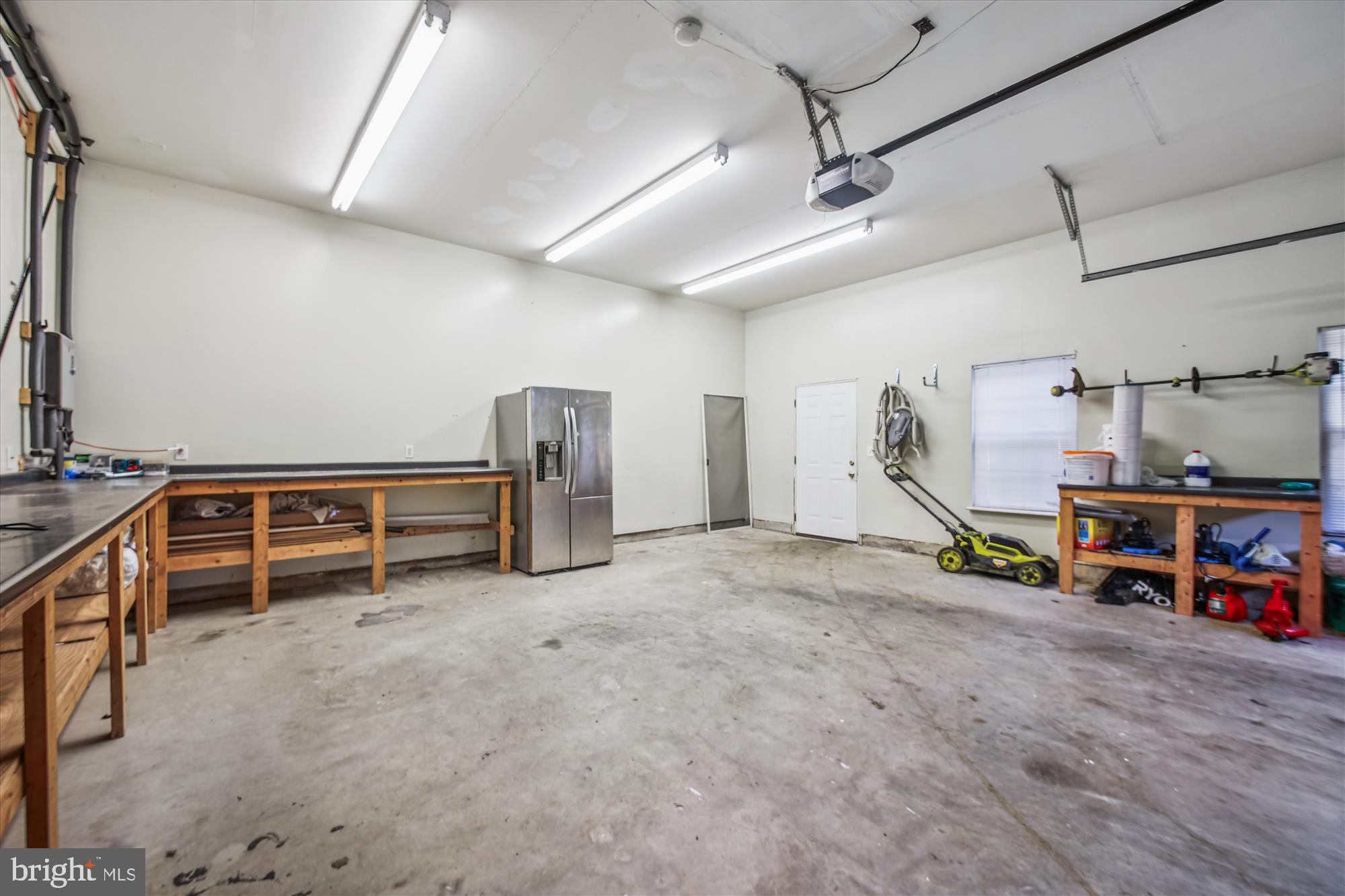 MILLERSVILLE - Residential