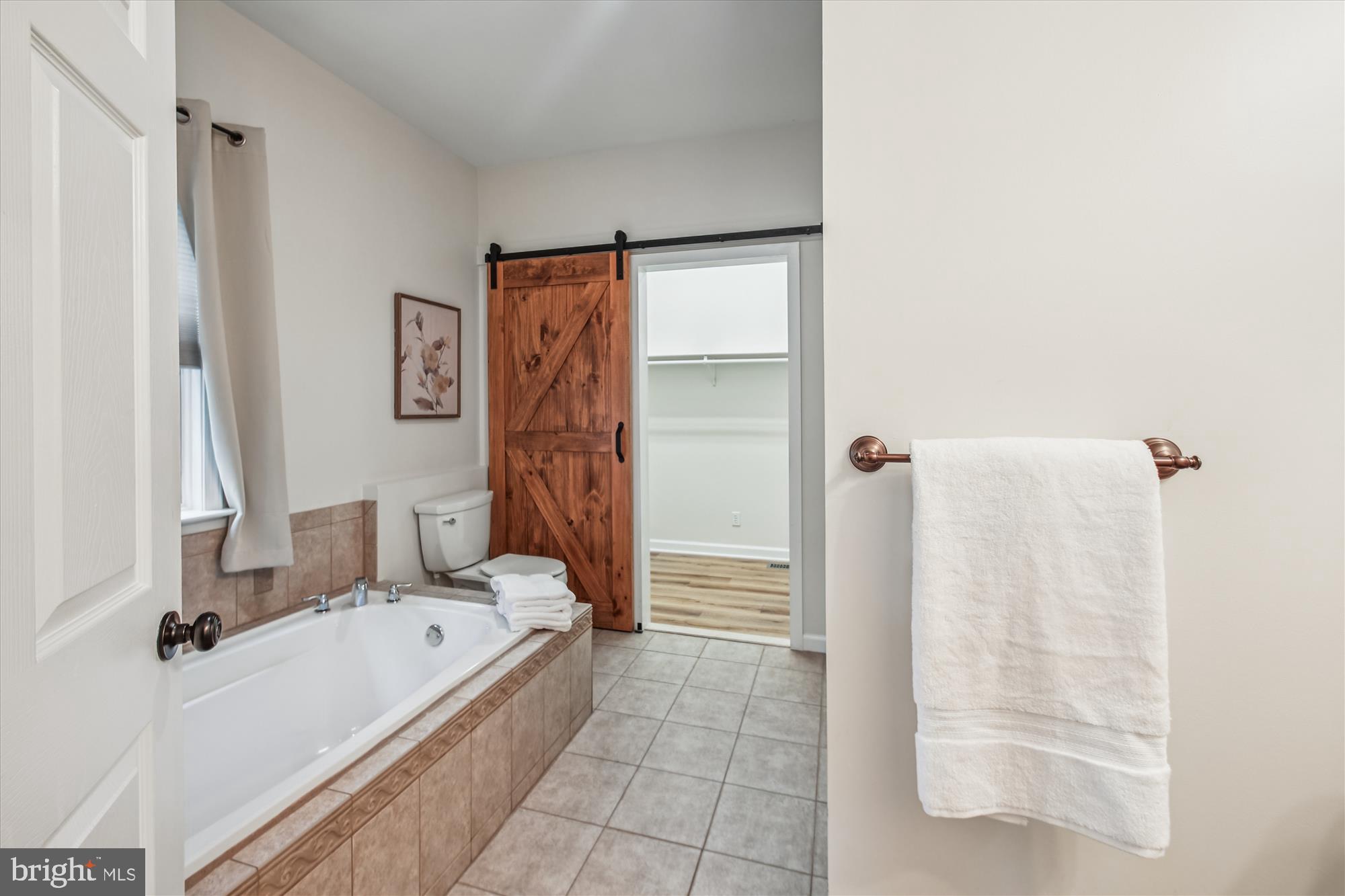 MILLERSVILLE - Residential