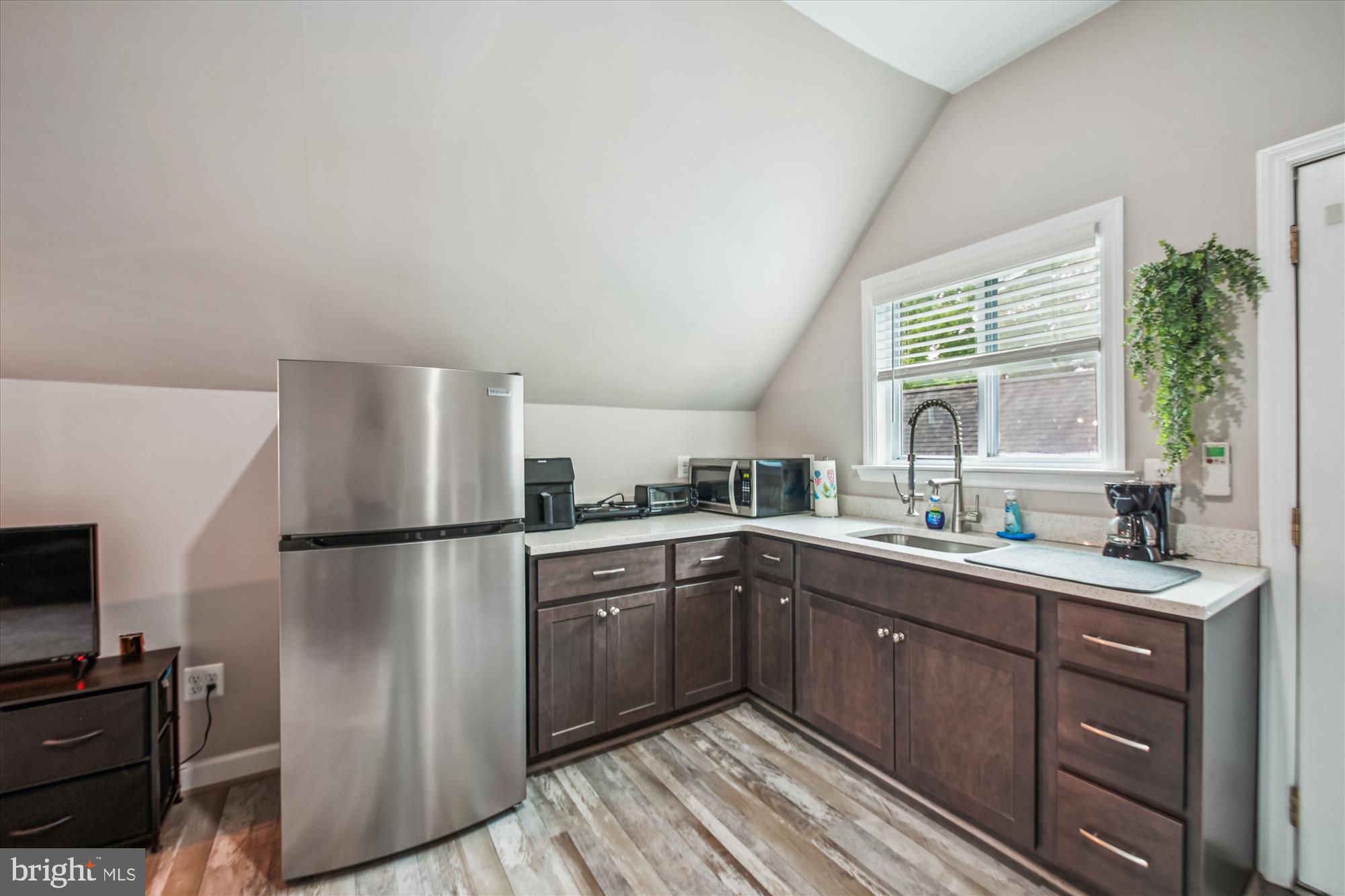 MILLERSVILLE - Residential