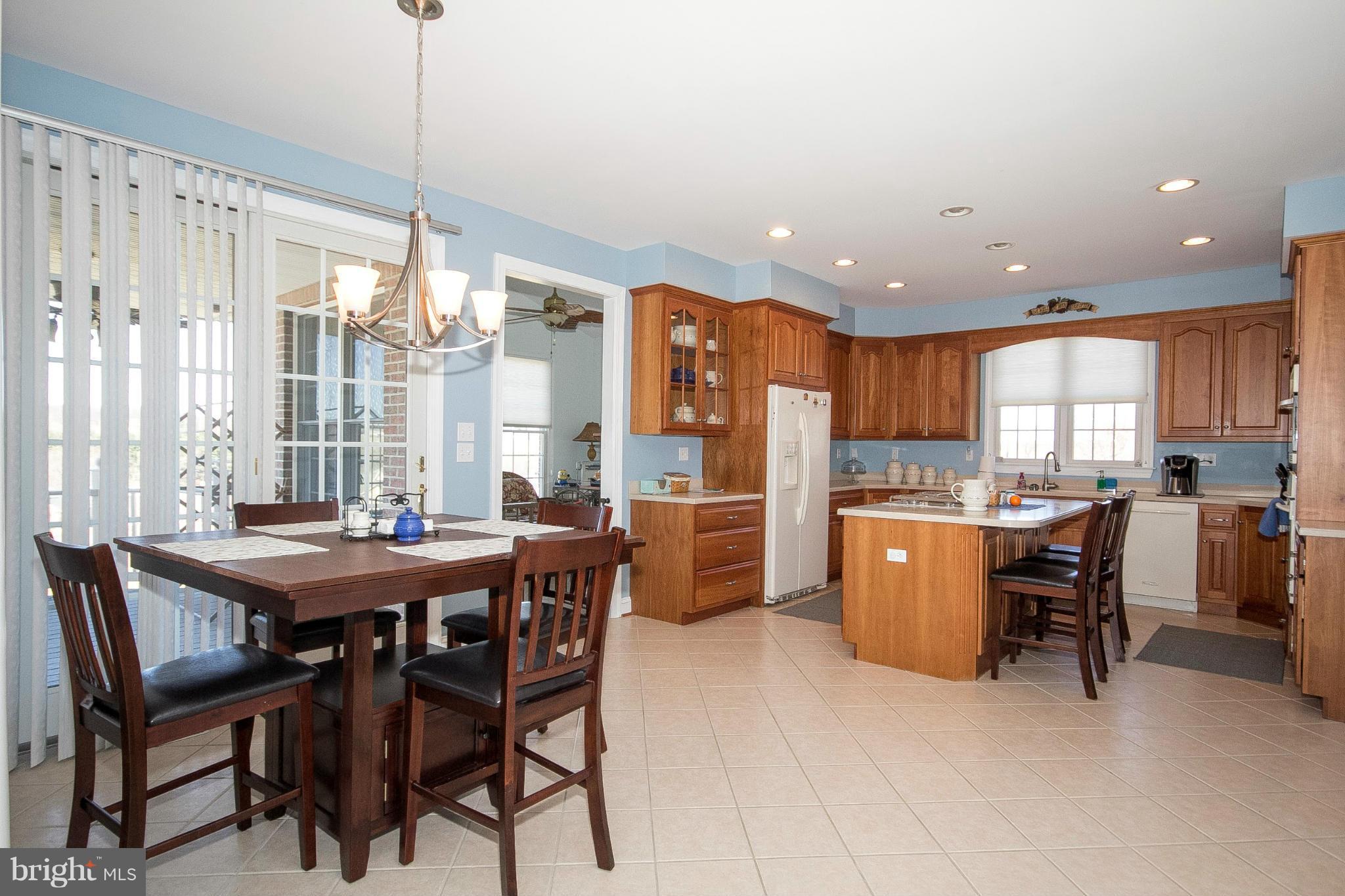 DOVES CREST - Residential