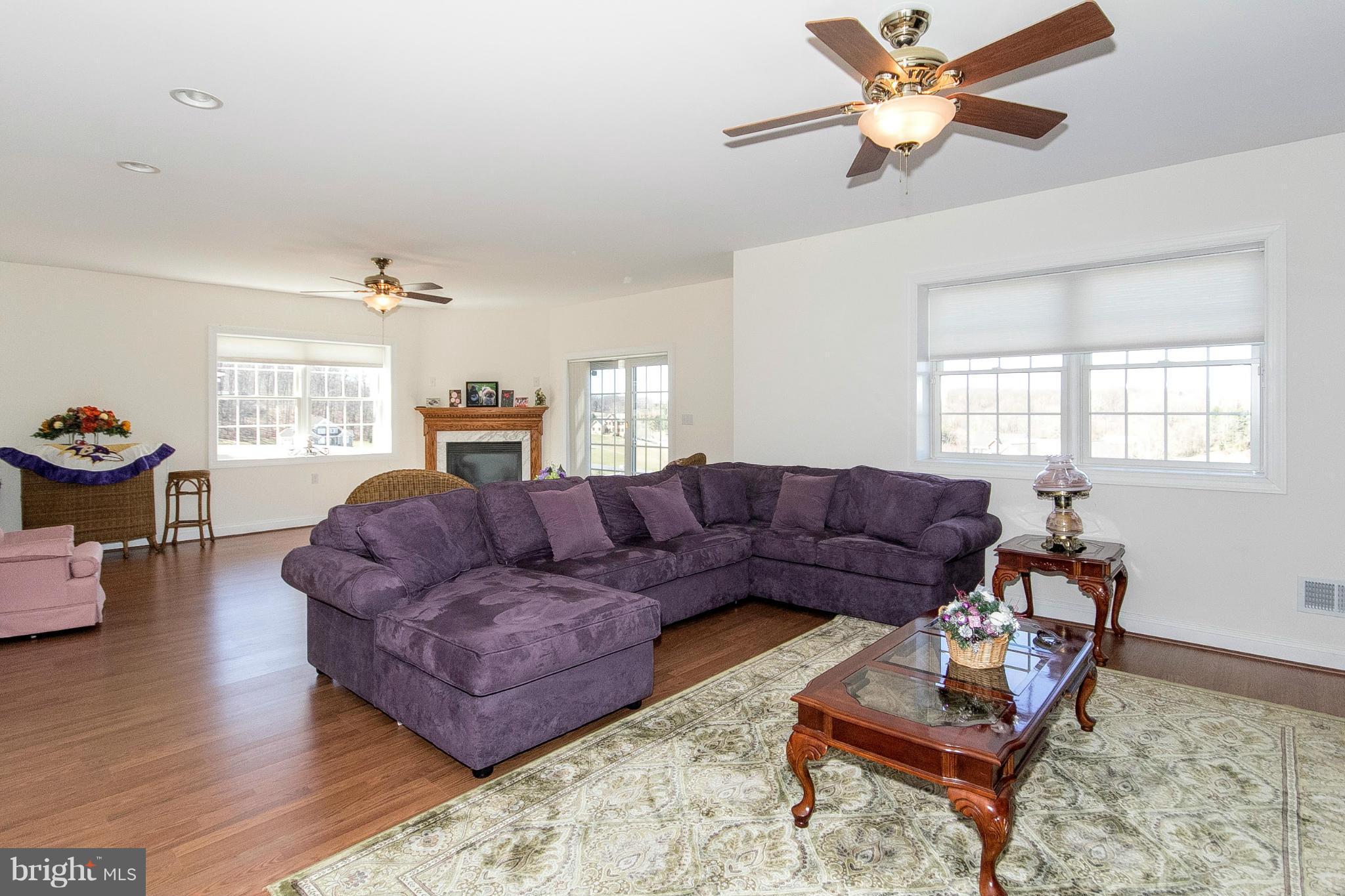 DOVES CREST - Residential