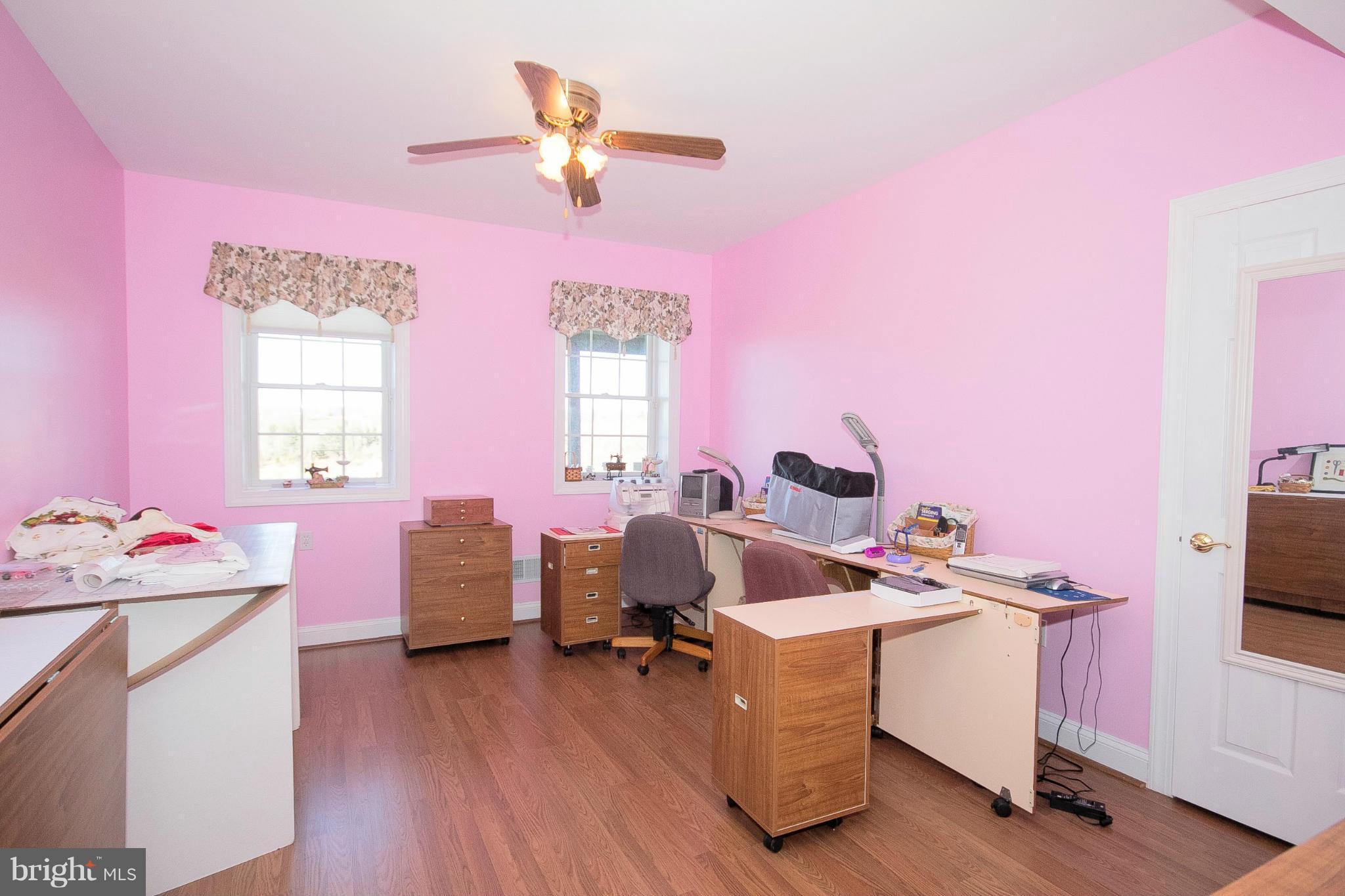 DOVES CREST - Residential