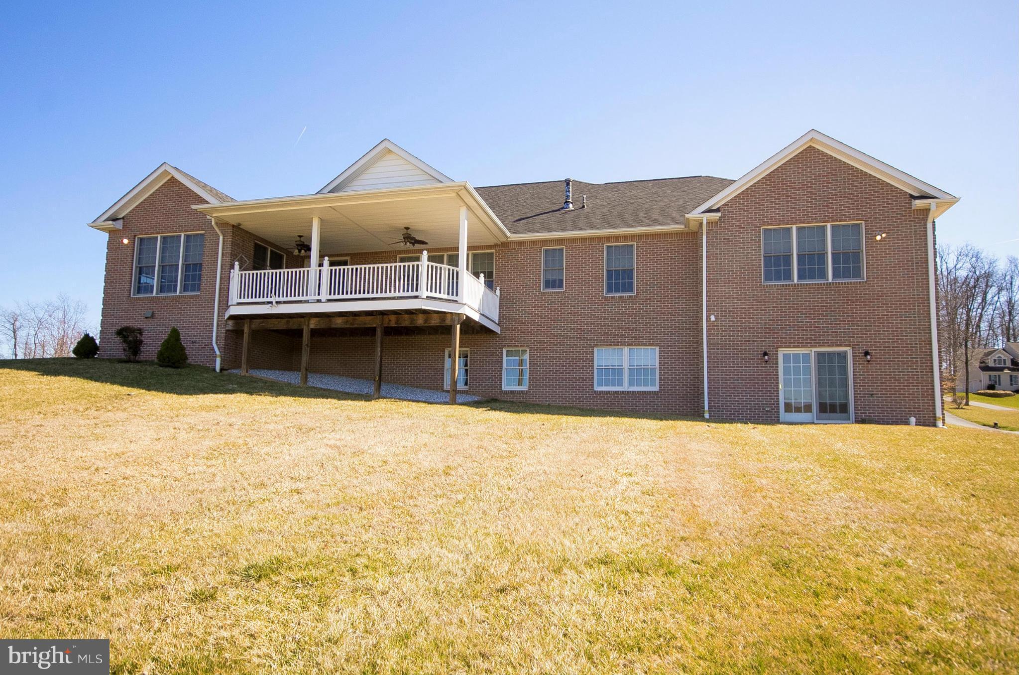 DOVES CREST - Residential