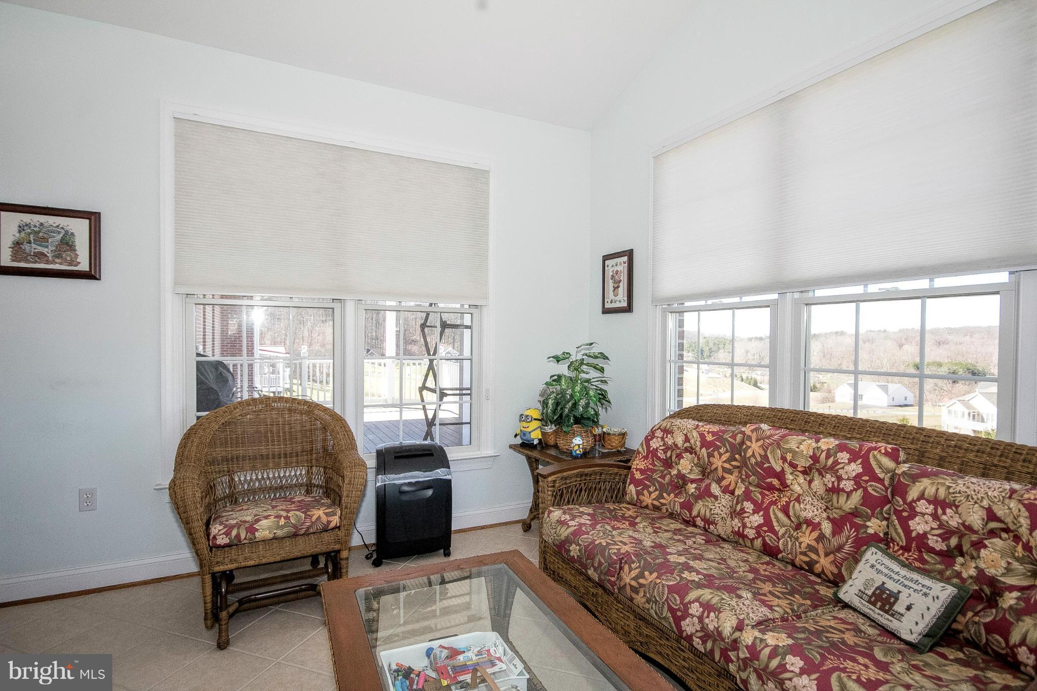 DOVES CREST - Residential