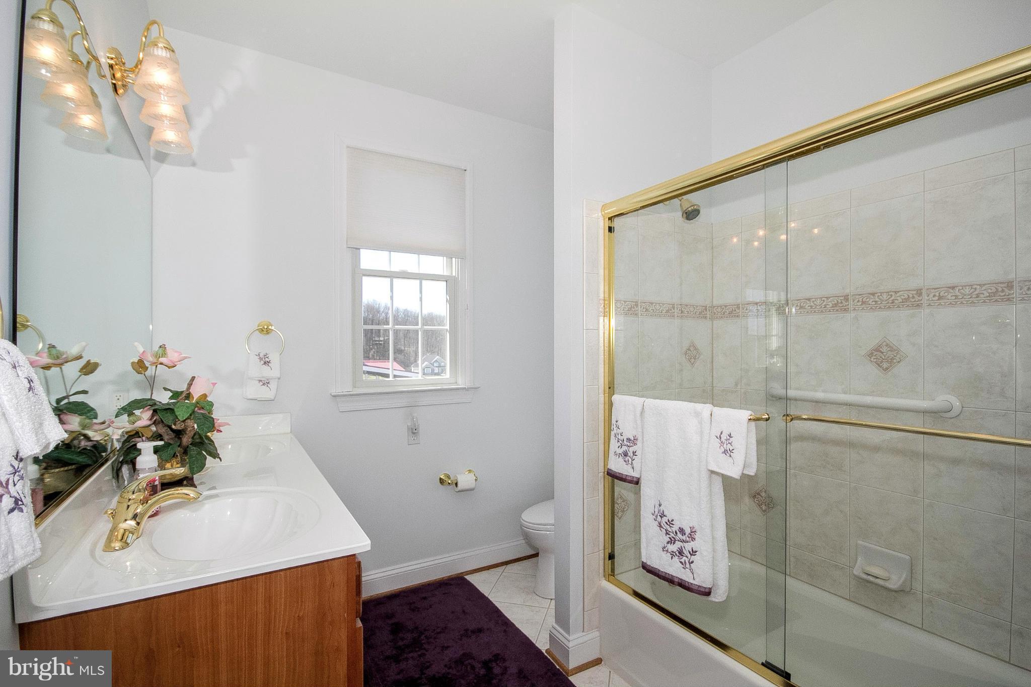 DOVES CREST - Residential