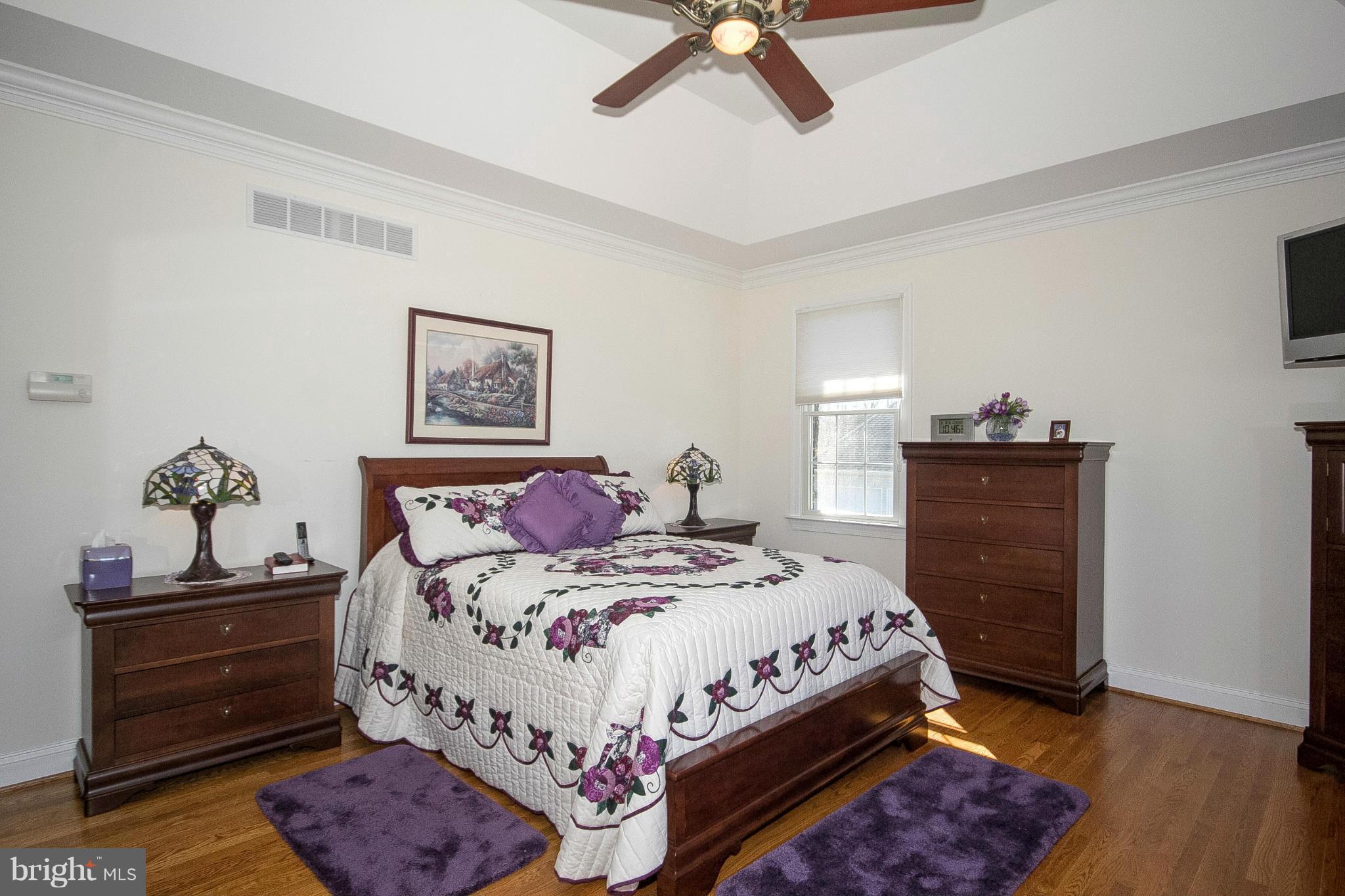 DOVES CREST - Residential