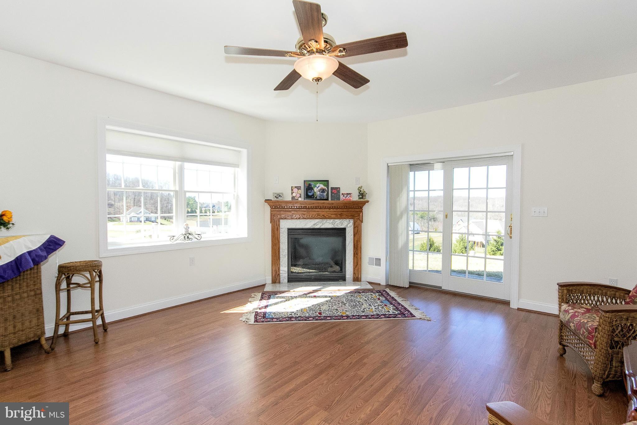 DOVES CREST - Residential