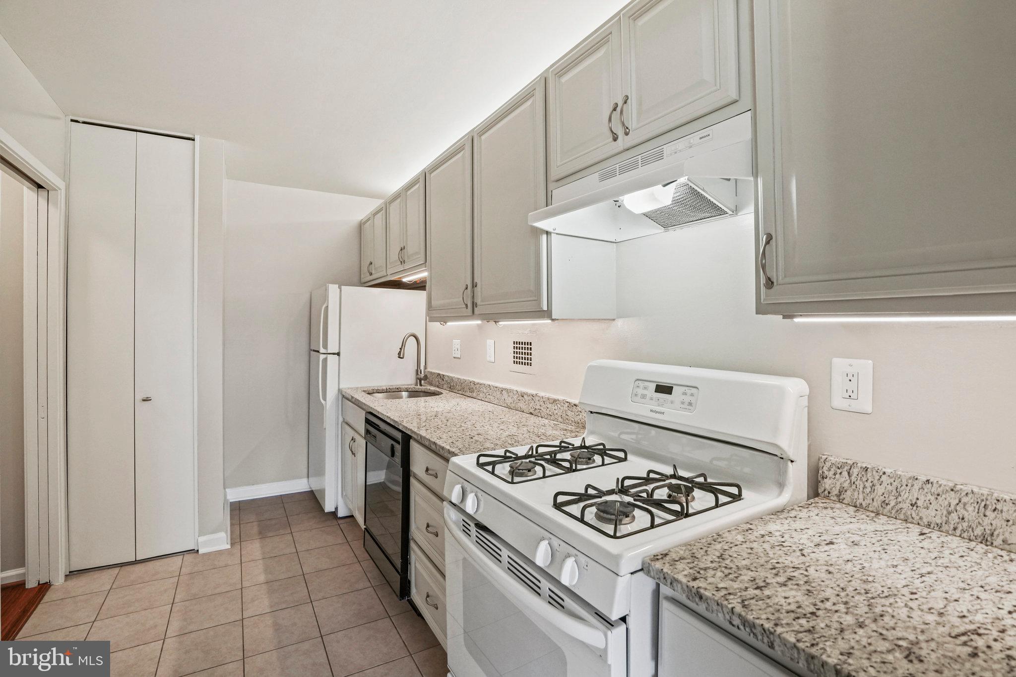 WILLOUGHBY OF CHEVY CHASE - Residential