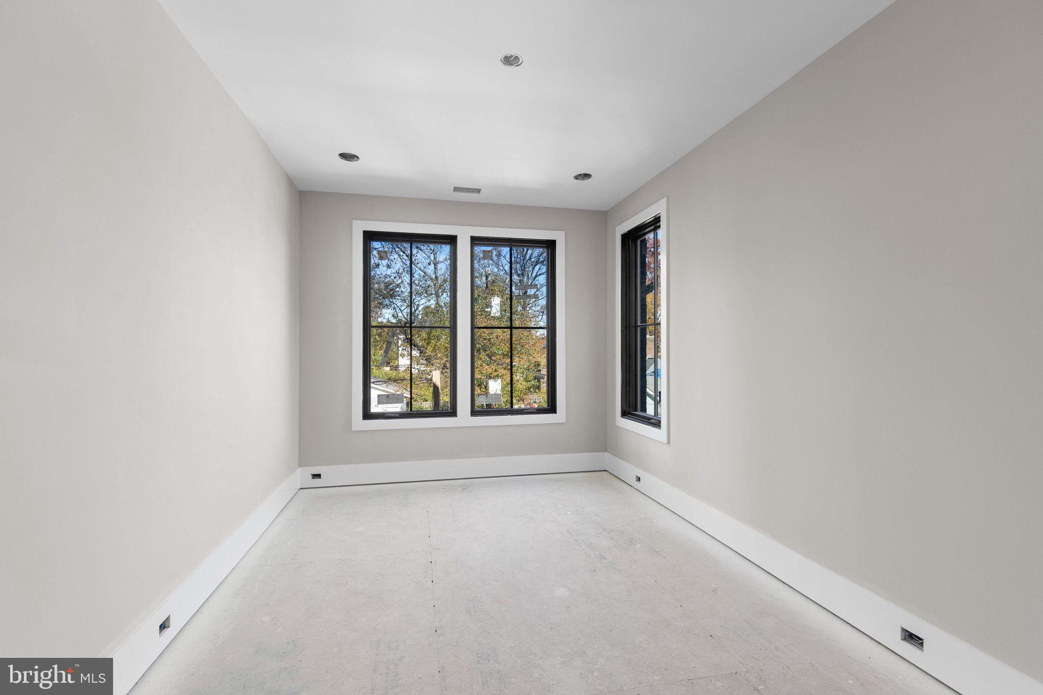 LACEY FOREST - Residential