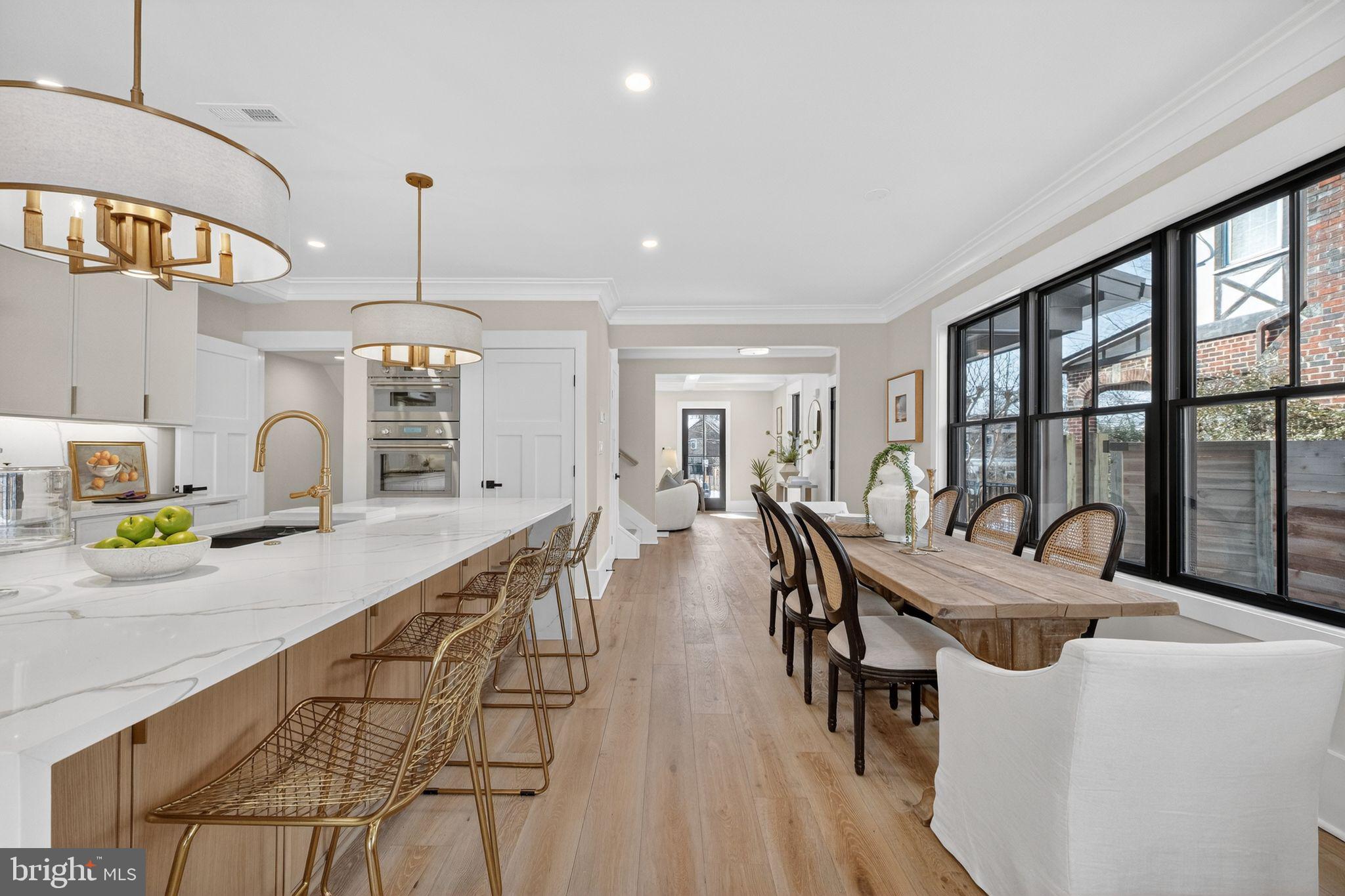 4121 MILITARY ROAD NW