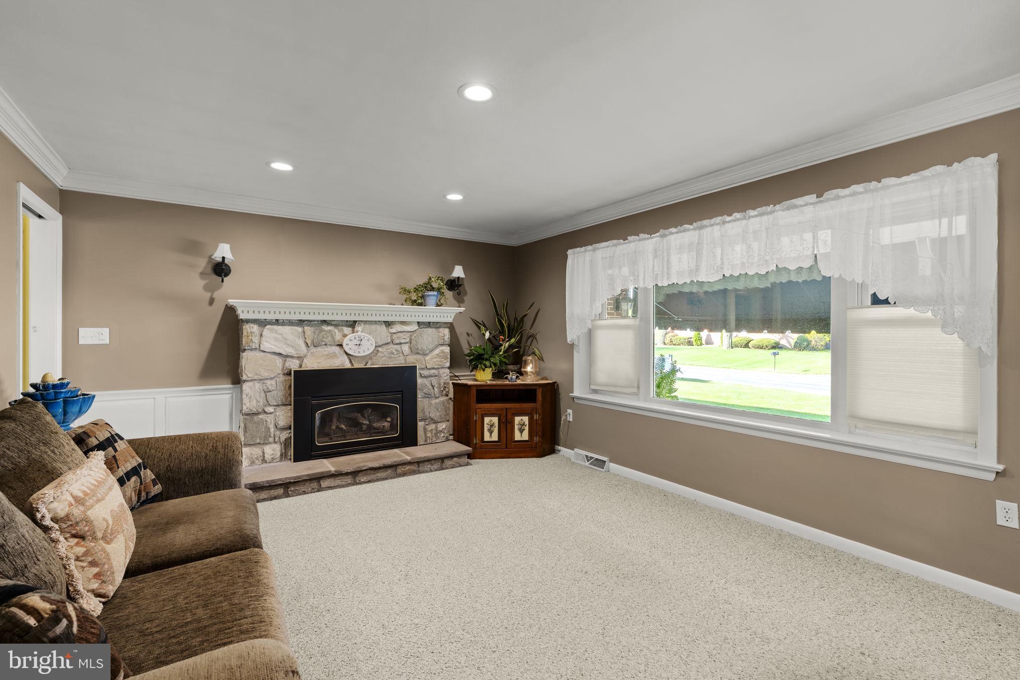 HIGHLAND ACRES - Residential