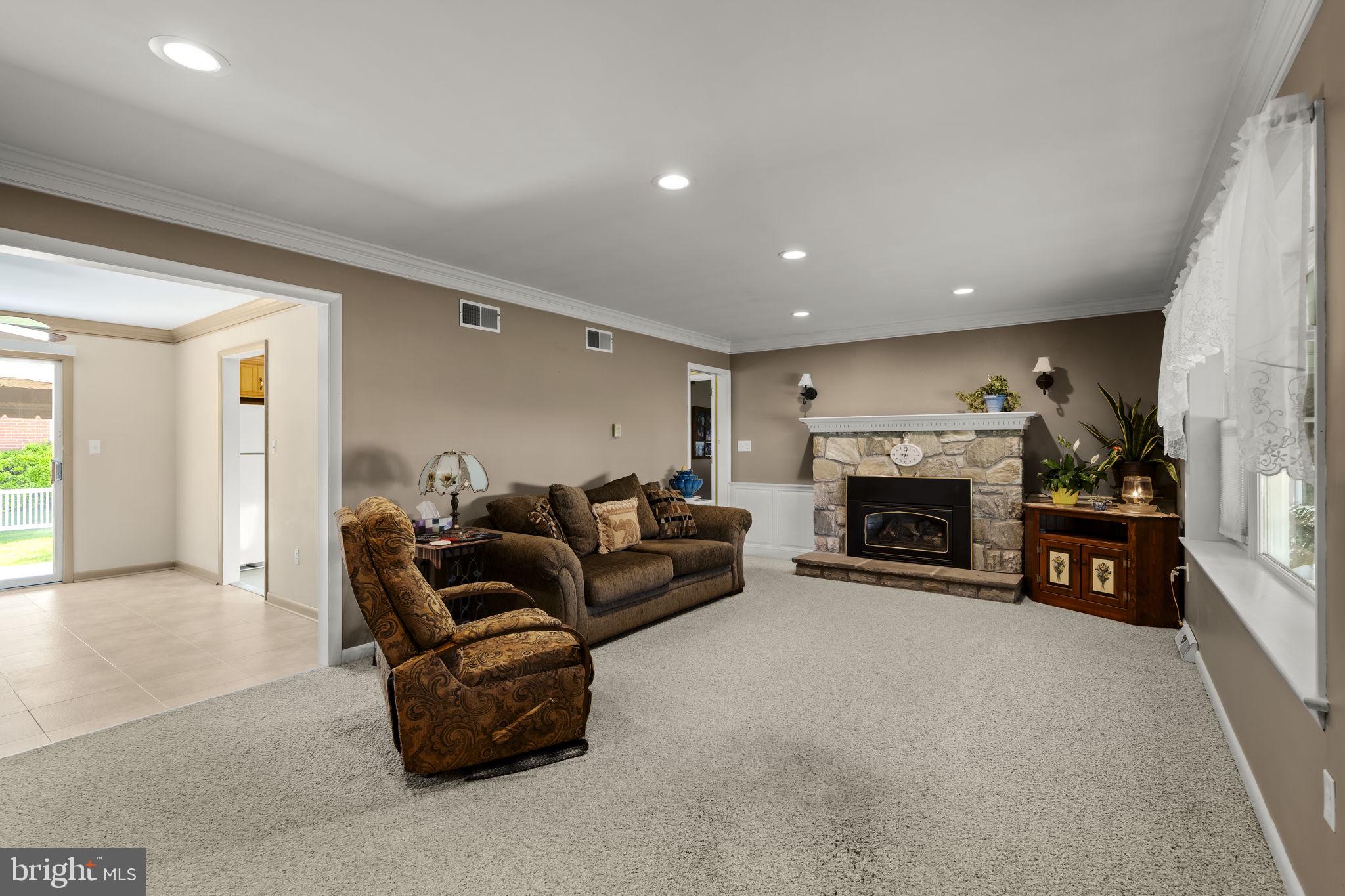 HIGHLAND ACRES - Residential