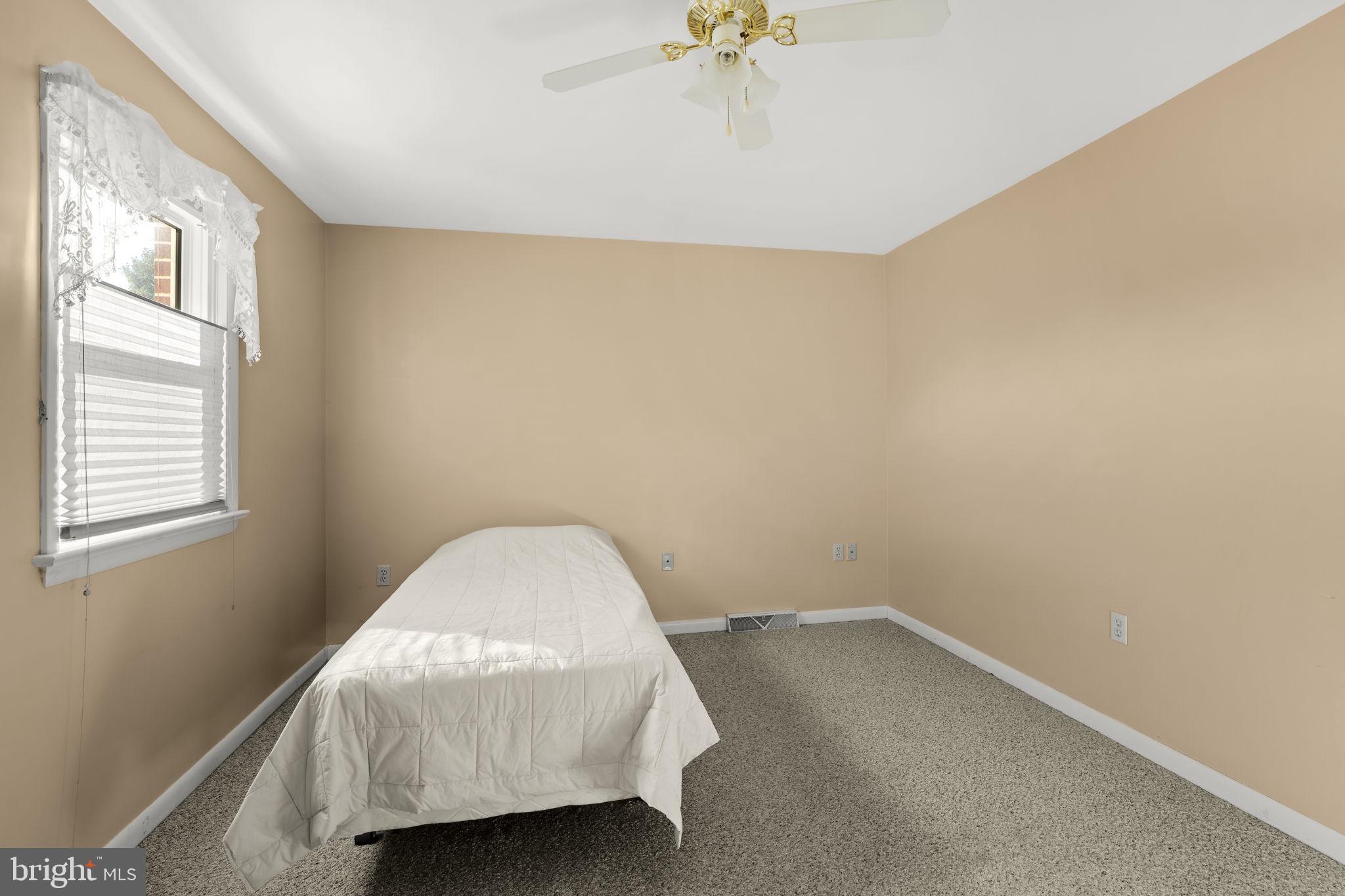 HIGHLAND ACRES - Residential