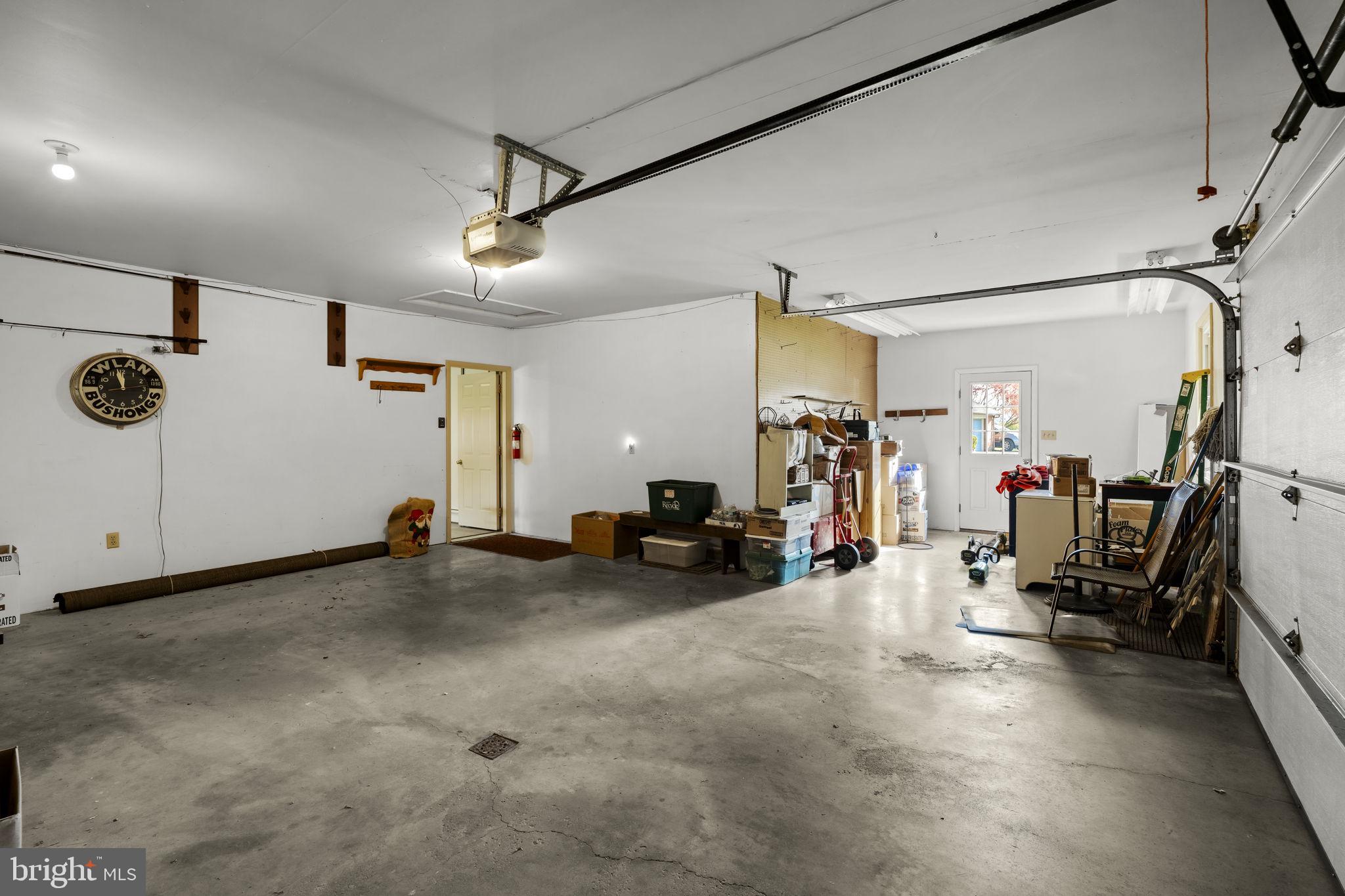 HIGHLAND ACRES - Residential