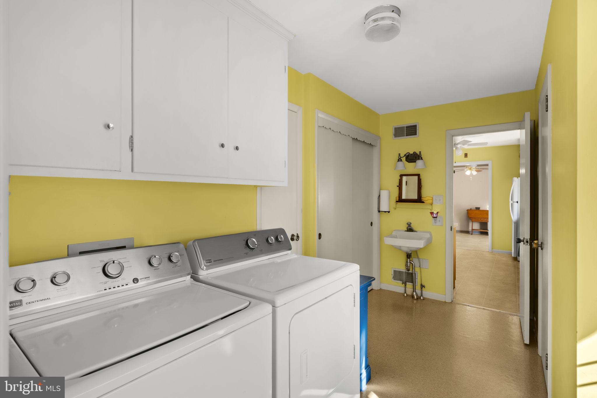 HIGHLAND ACRES - Residential