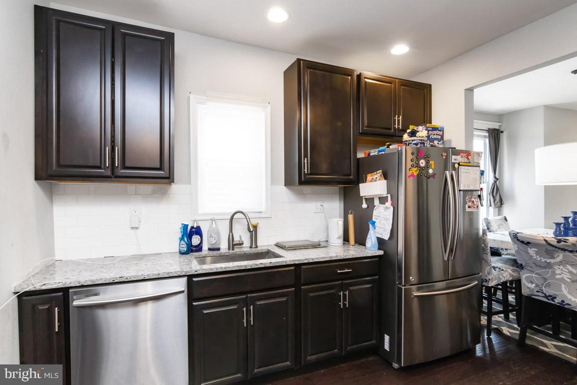 WEST FOREST PARK - Residential