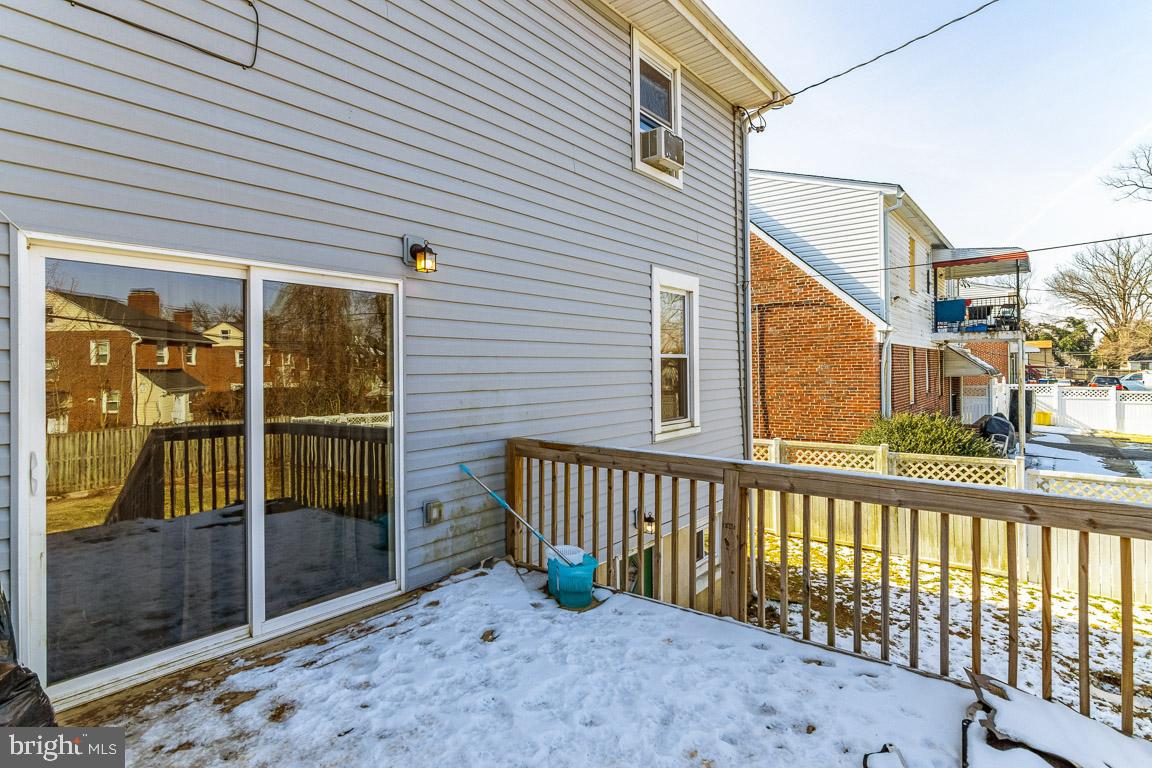 WEST FOREST PARK - Residential