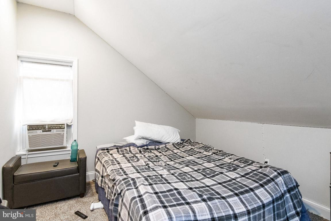 WEST FOREST PARK - Residential