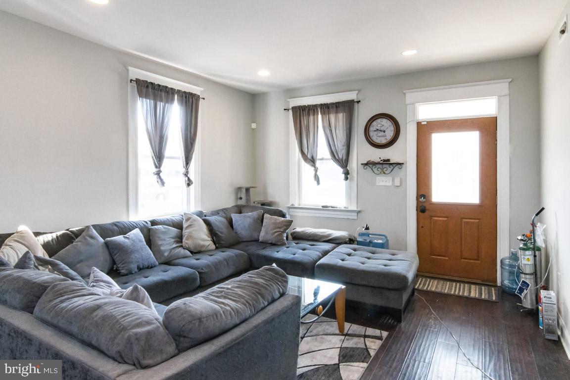 WEST FOREST PARK - Residential