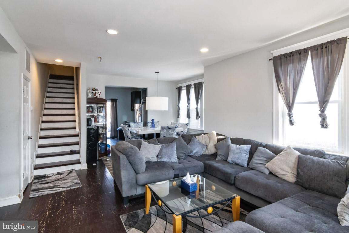 WEST FOREST PARK - Residential