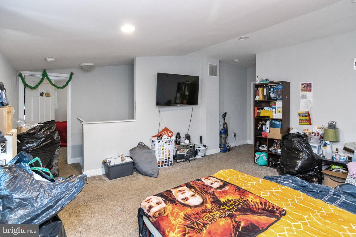 WEST FOREST PARK - Residential