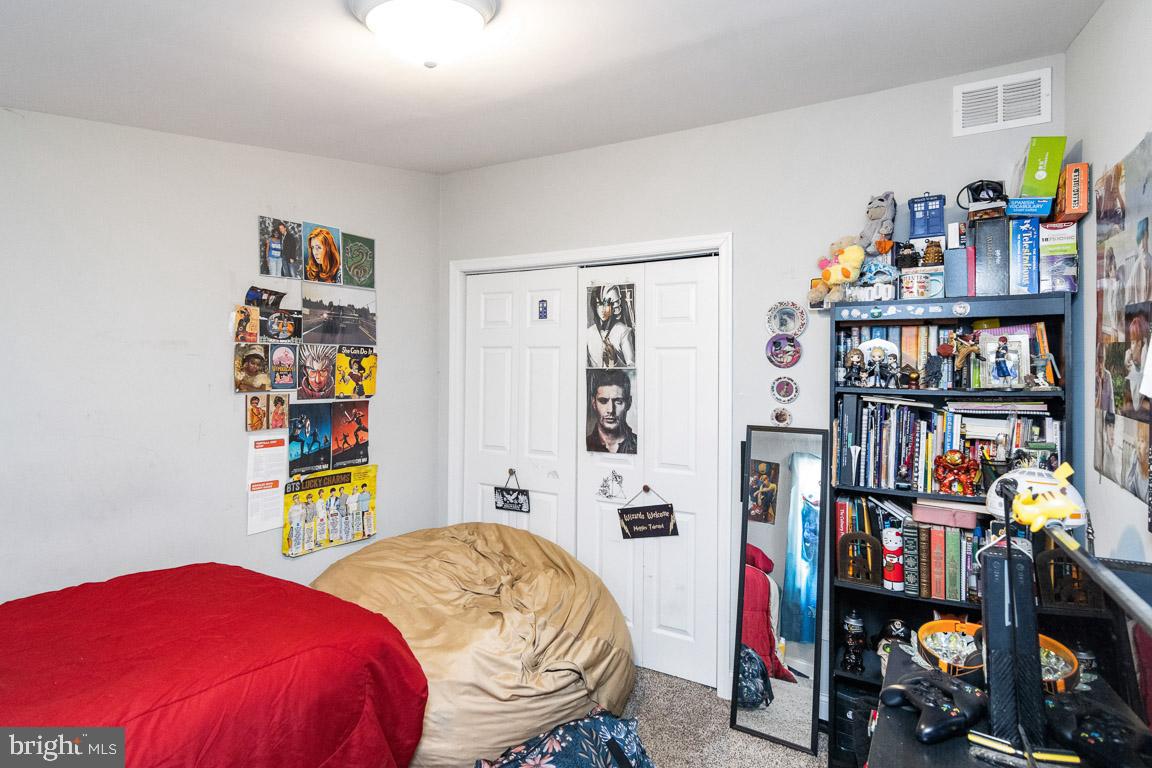 WEST FOREST PARK - Residential