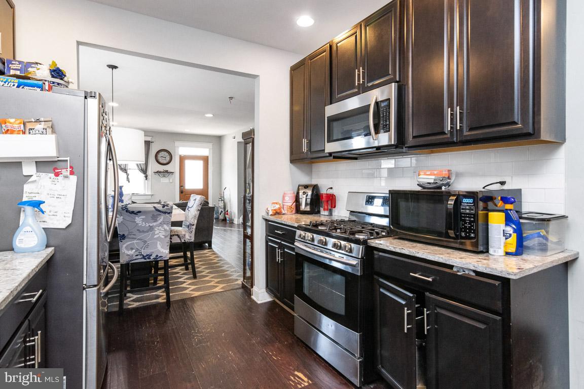 WEST FOREST PARK - Residential