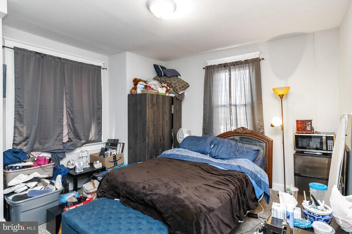 WEST FOREST PARK - Residential