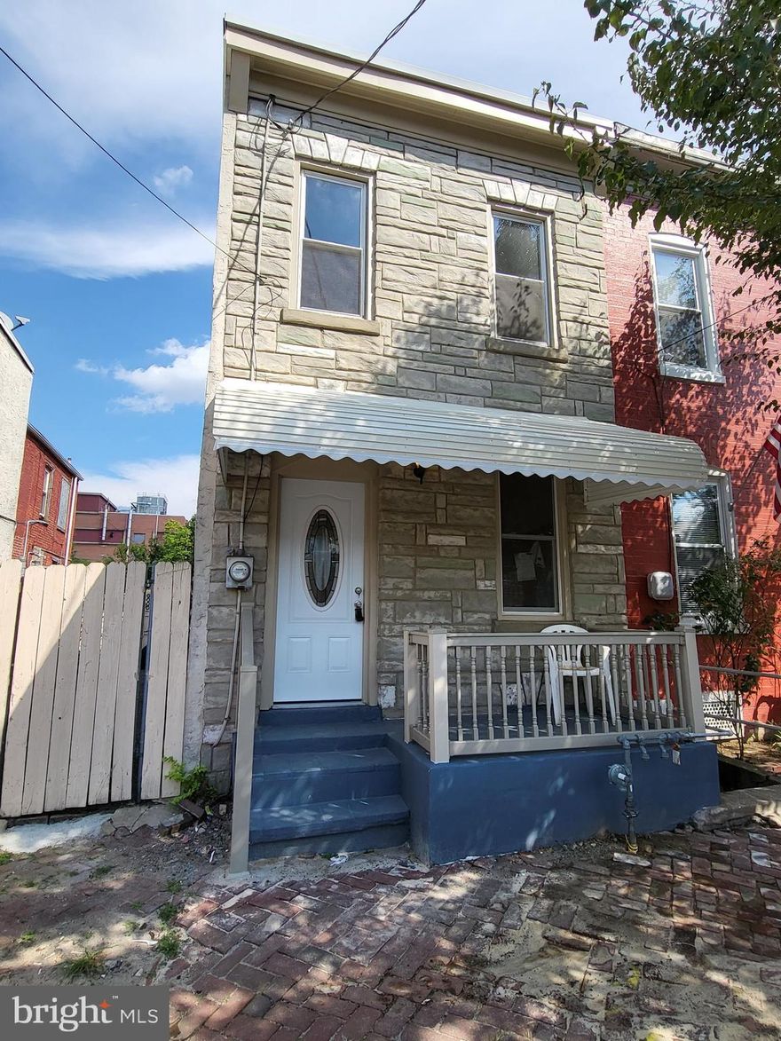 Welcome to 239 Reed St. This is a newly renovated end of row home steps away from Downtown Reading! Move in ready and available for the next family to enjoy. Complete home renovation completed in 2022! This home features 3 private bedrooms and 1.5 bathrooms. Formal living room and dining room as you come in. Brand new laminate wood flooring and recessed lighting in the dining room! The kitchen is brand new with granite counter tops, backsplash, and soft shut cabinets. Brand new stainless steal appliances as well!  The first floor also has a spacious half bathroom. Out back there is a small covered patio and a long back yard. Plenty of space to enjoy and serve as off street parking! Upstairs are the 3 bedrooms and main bathroom. Laminate wood flooring throughout and a ceramic bathroom. The main bathroom is spacious and has a large walk in shower! This home is also has, new electrical, plumbing and roof! Gas heat and gas hot water heater. Set up a tour today! Call listing agent with any questions or ideas.