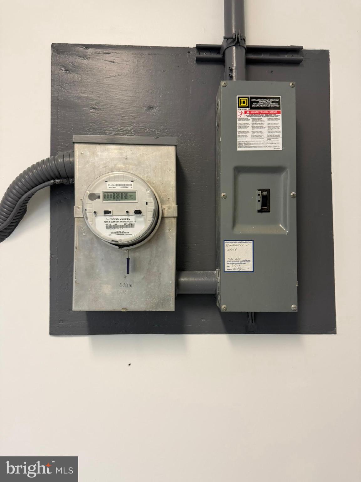 BRIDESBURG - Commercial Lease