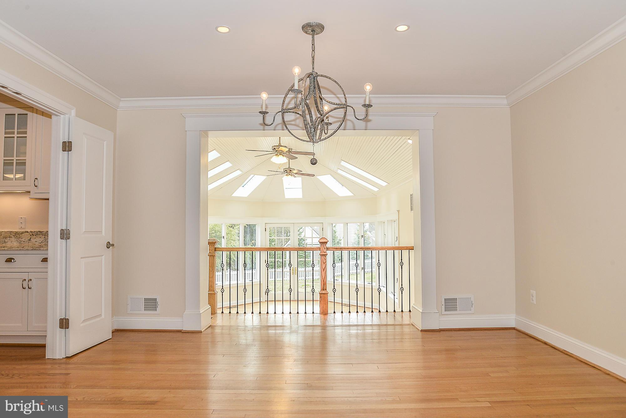 LEE HEIGHTS - Residential