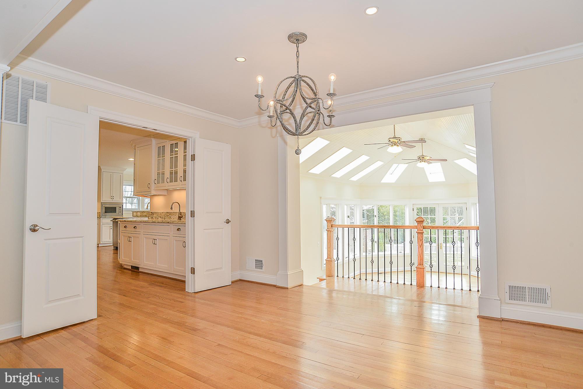 LEE HEIGHTS - Residential