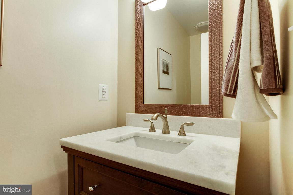 LEE HEIGHTS - Residential