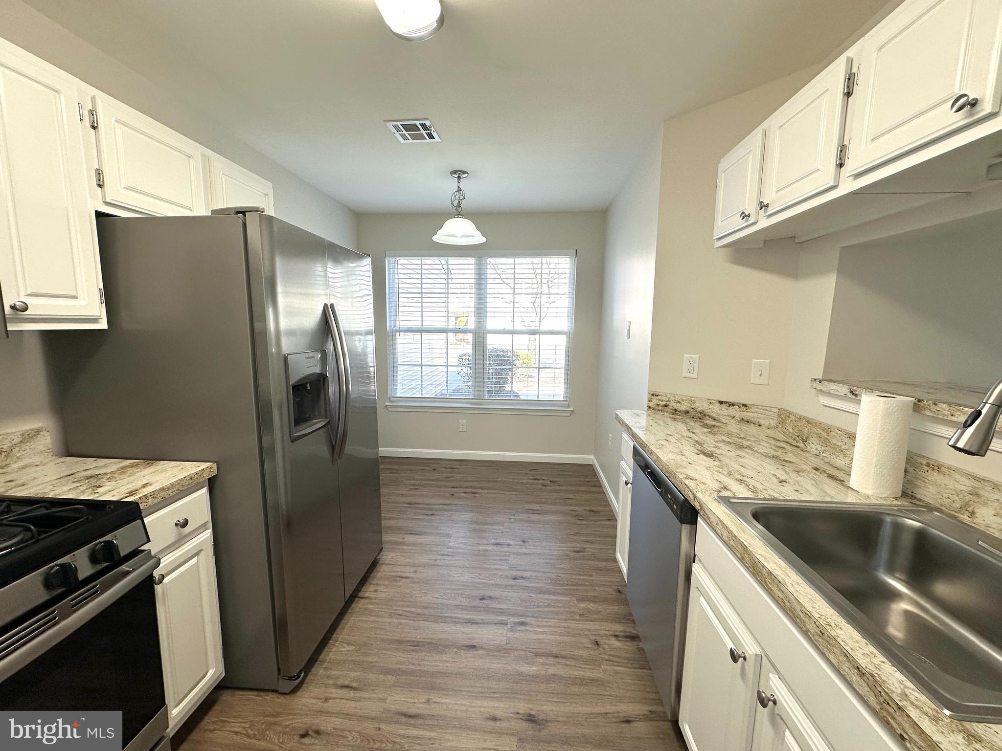 RESERVE AT HERSHEY MEADOW - Residential Lease