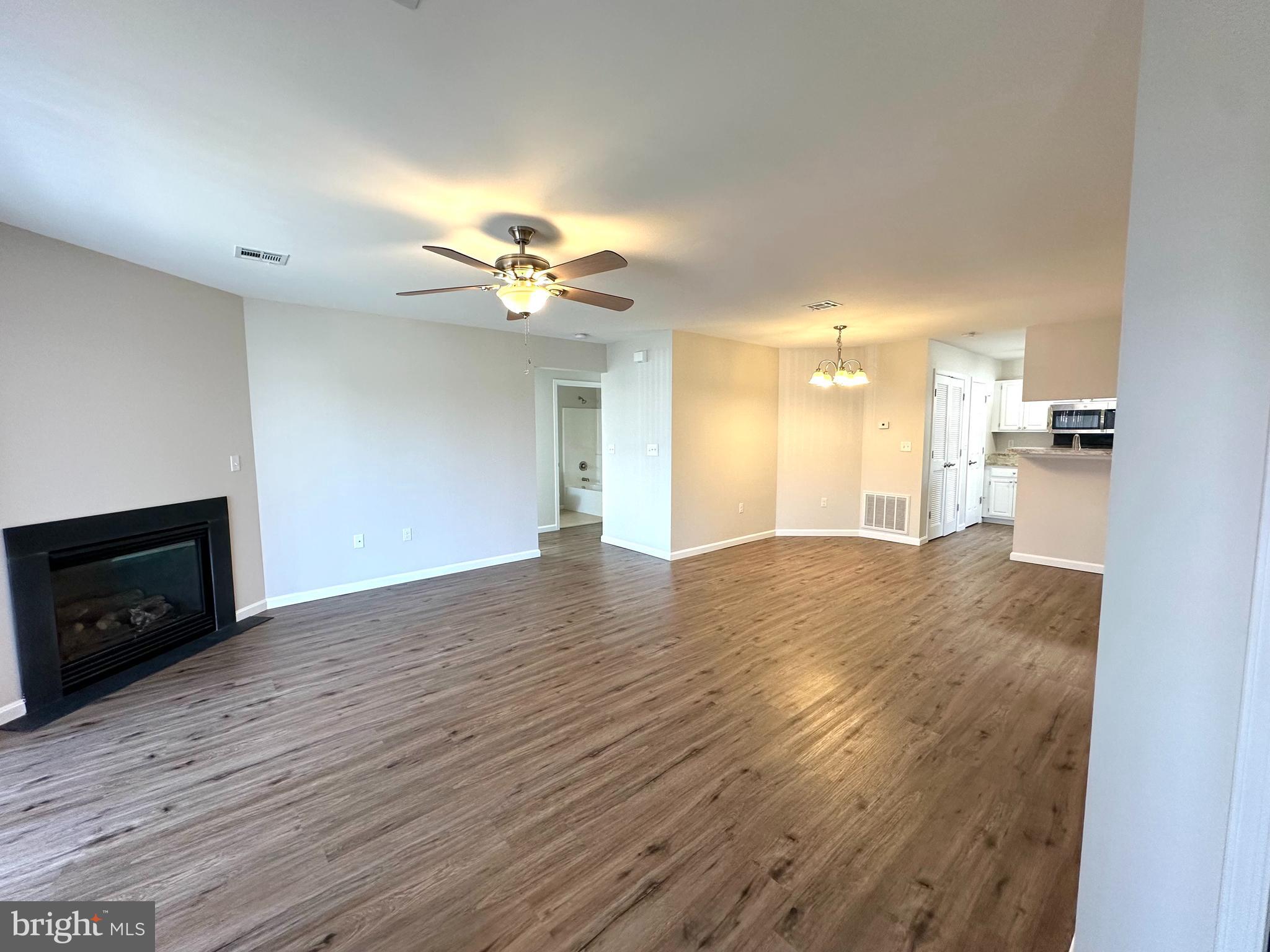 RESERVE AT HERSHEY MEADOW - Residential Lease