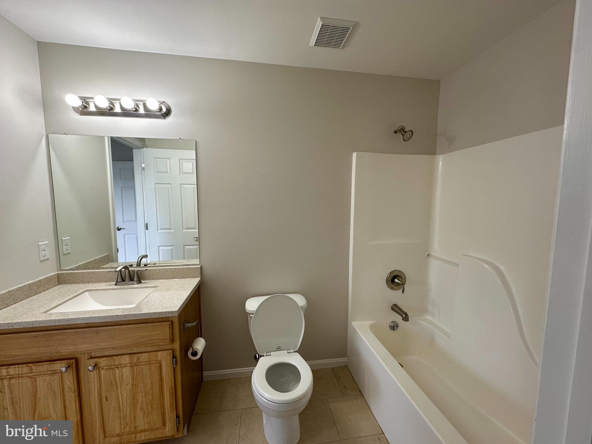 RESERVE AT HERSHEY MEADOW - Residential Lease