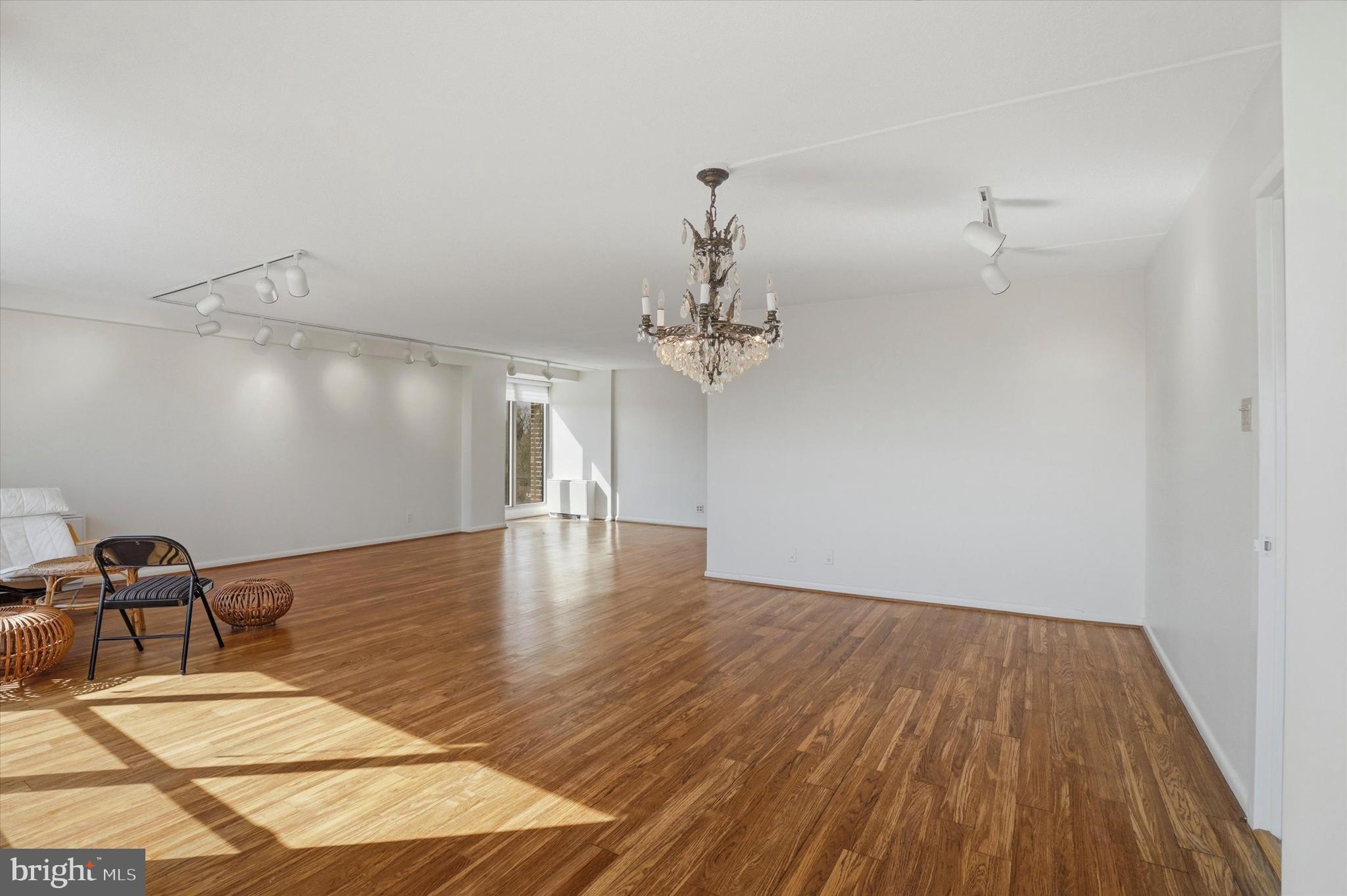 GREEN HILL - Residential