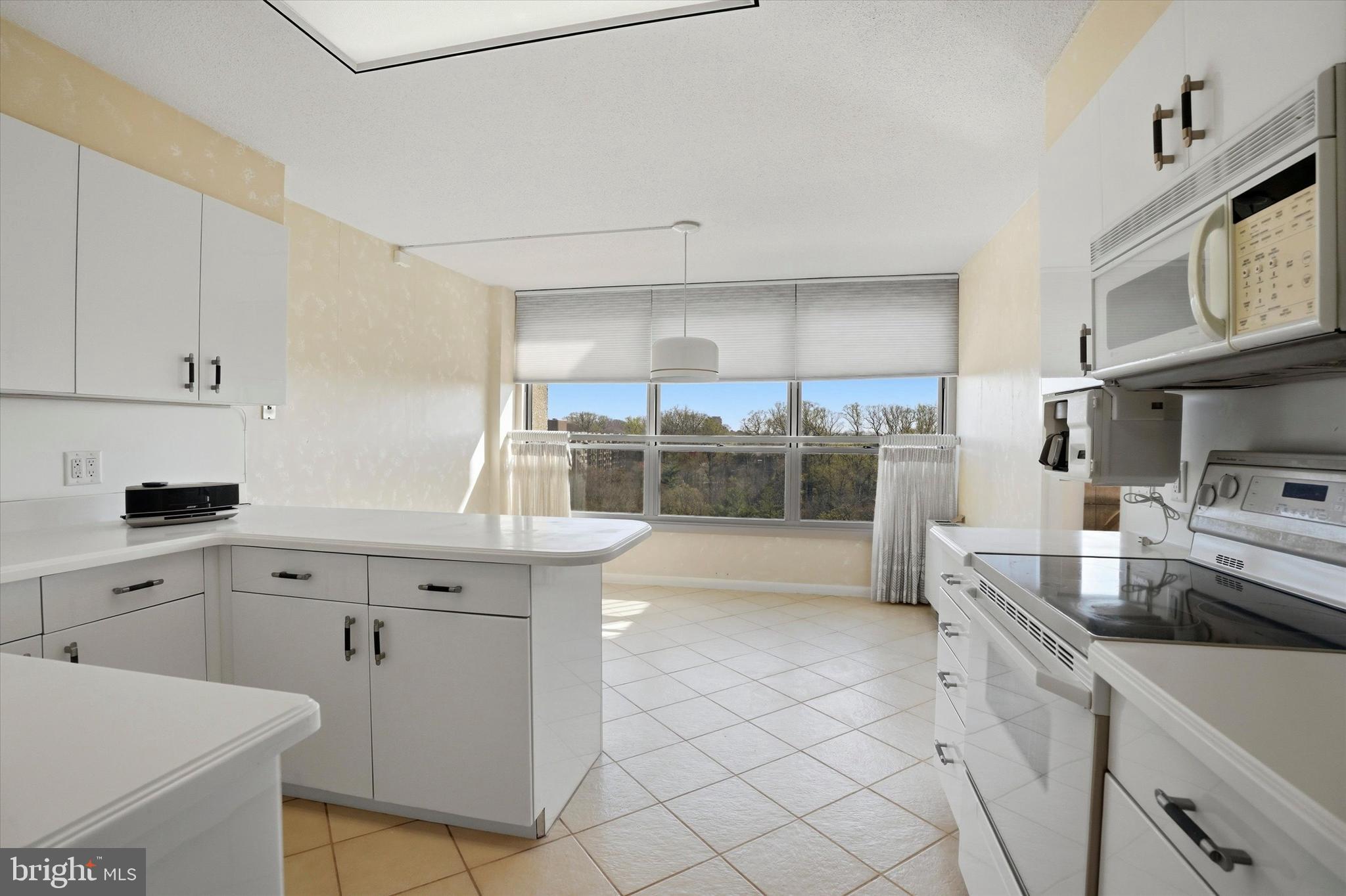 GREEN HILL - Residential