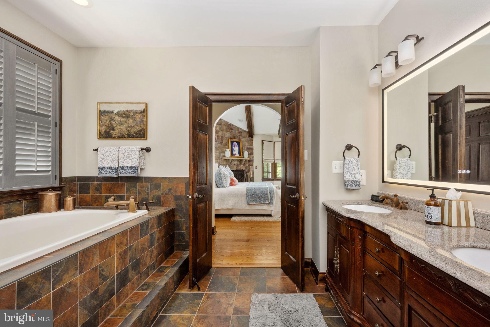 FAWN LAKE - Residential