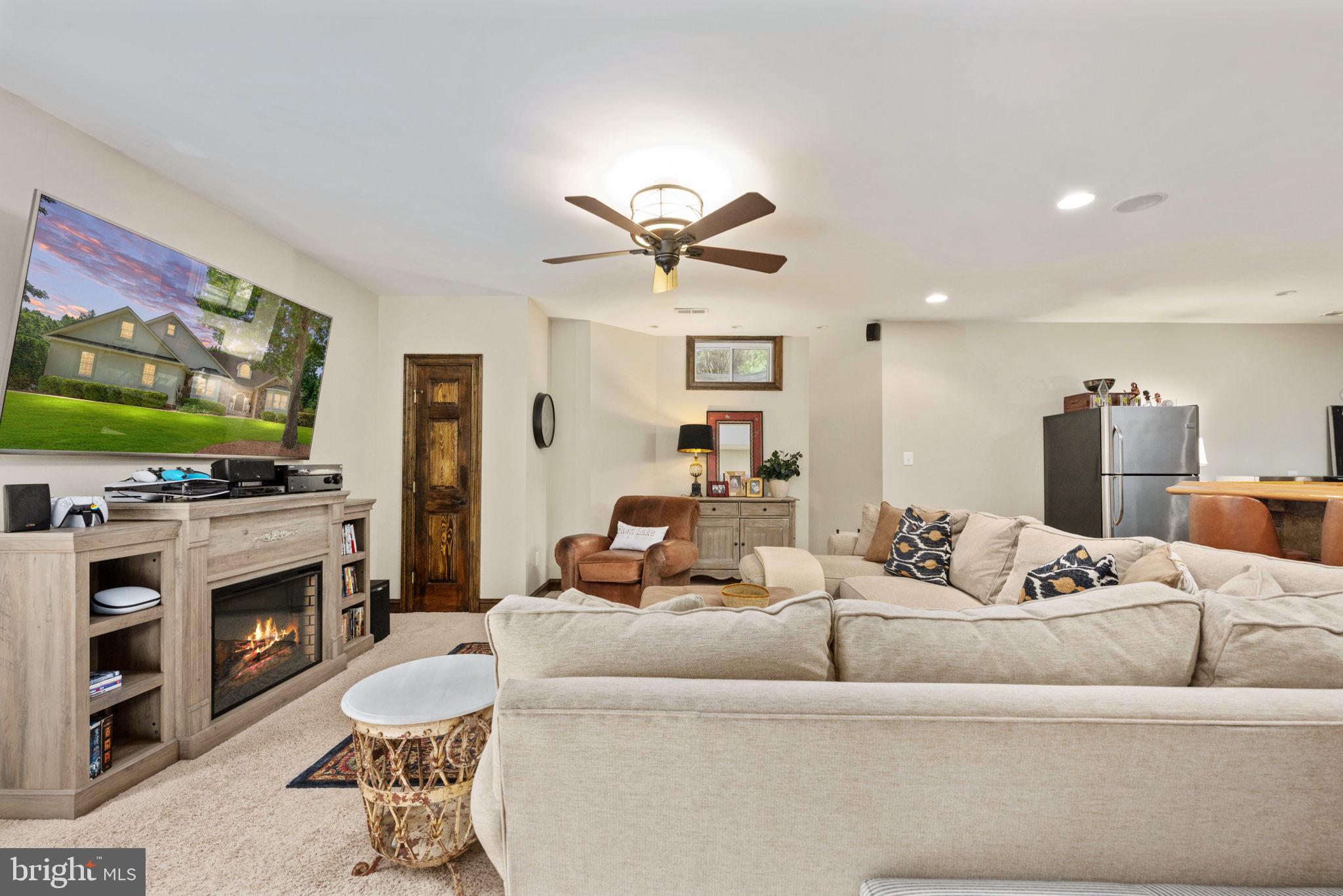 FAWN LAKE - Residential