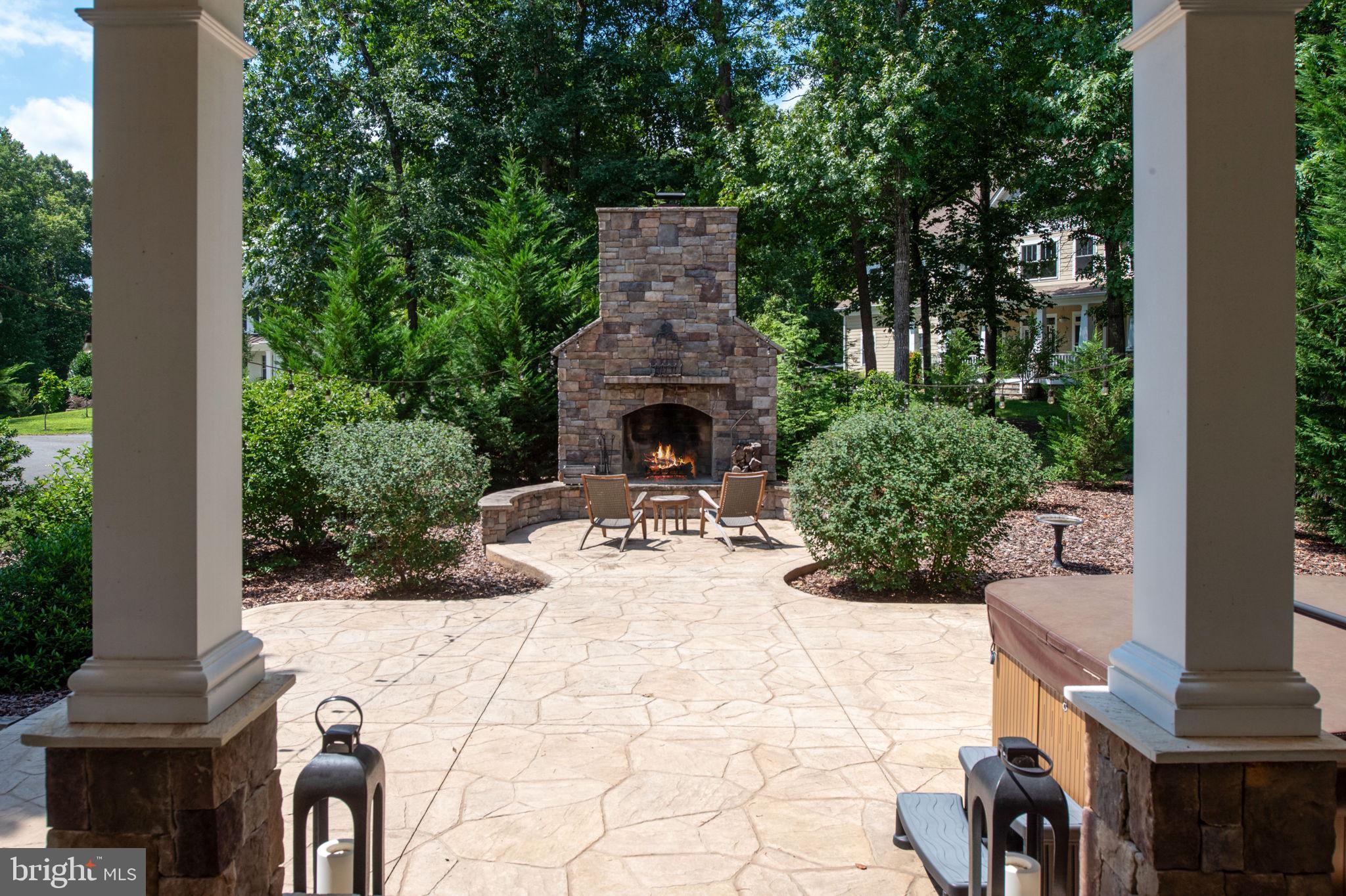 FAWN LAKE - Residential