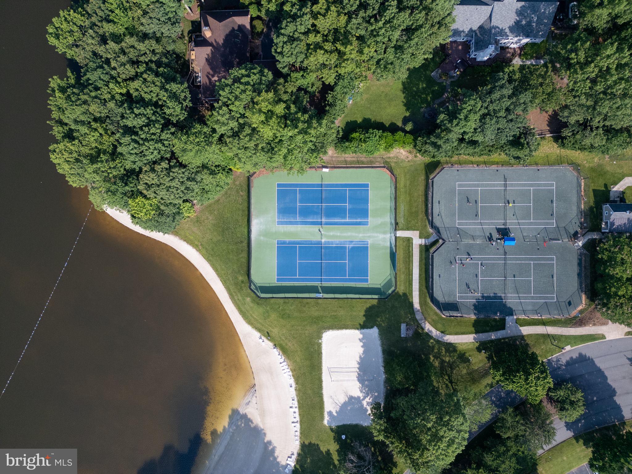 FAWN LAKE - Residential