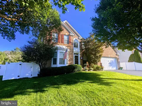 60 Lamp Post Drive, Barnegat, NJ MLS: NJOC2037130