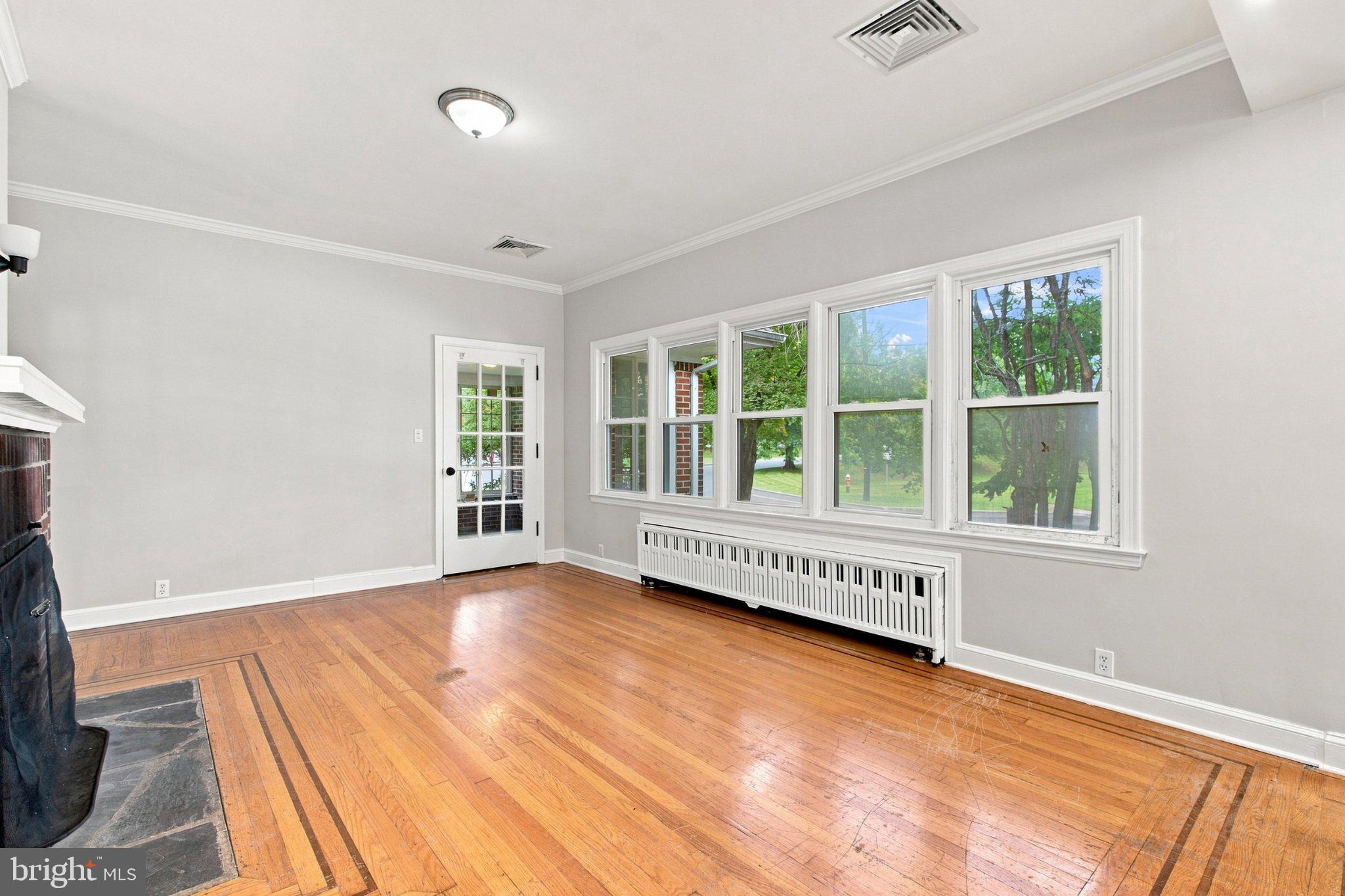133 WARRENVILLE ROAD