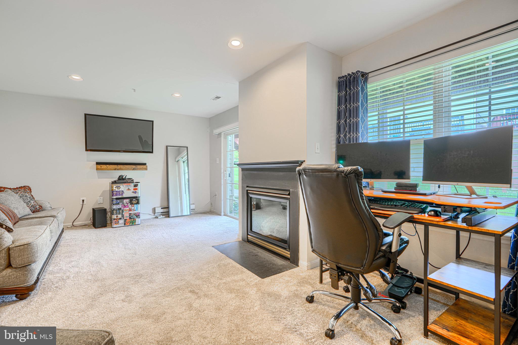 LYONS GATE - Residential
