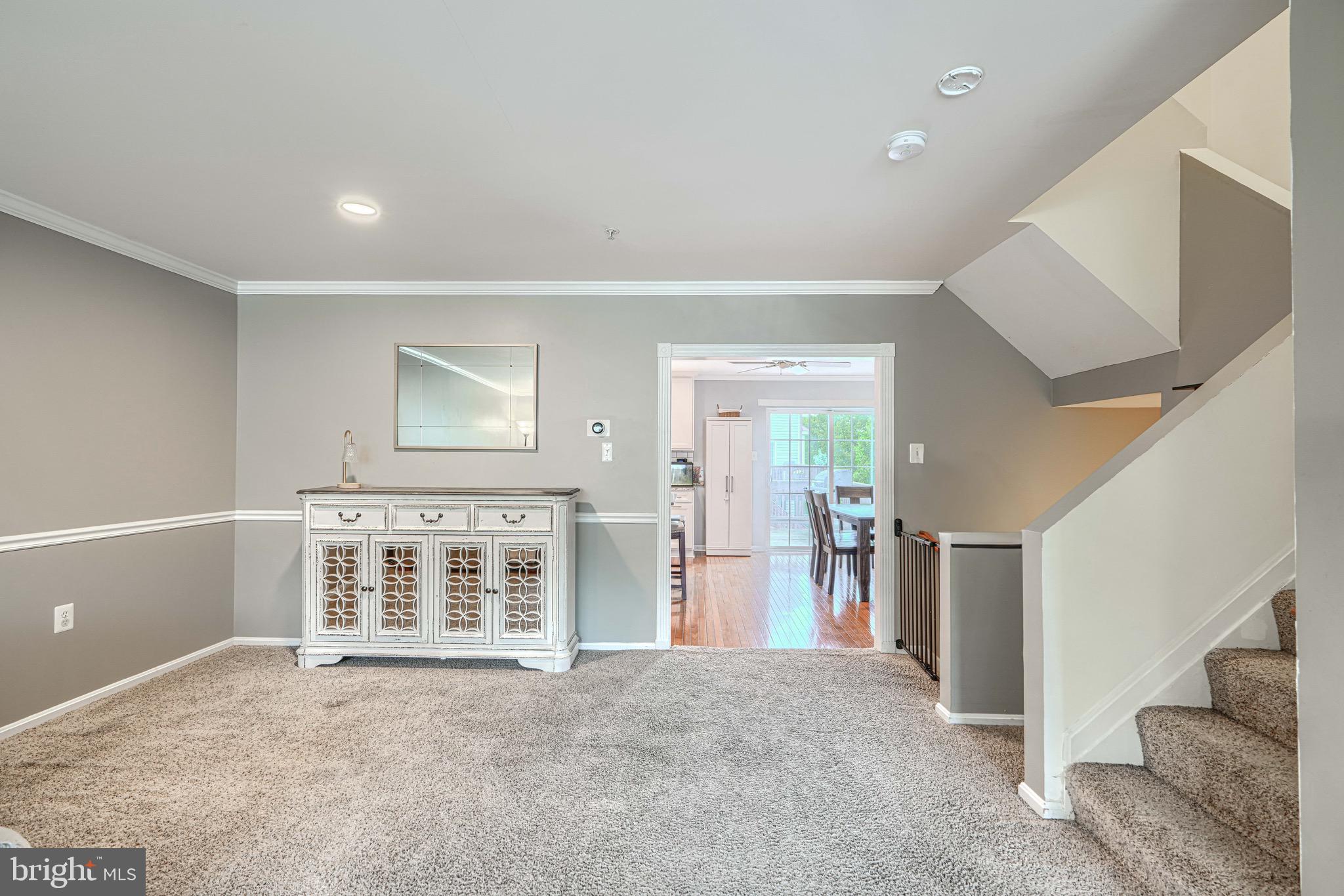 LYONS GATE - Residential