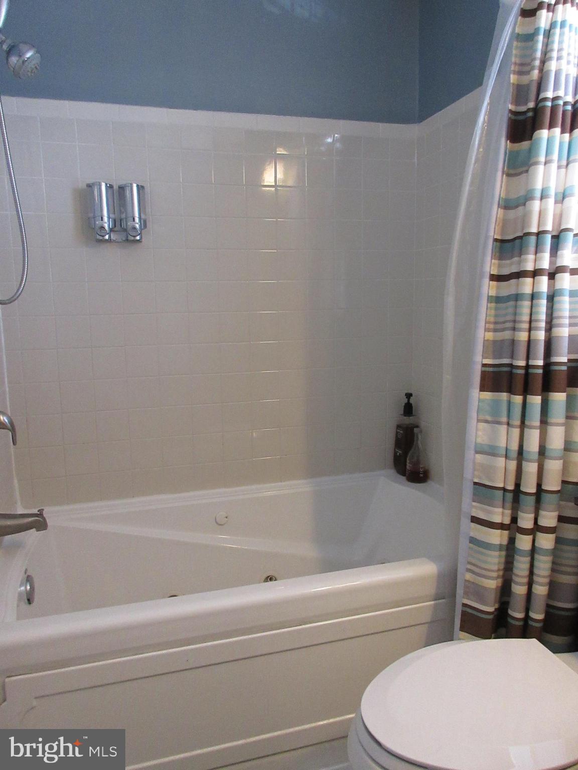 ROCKBURN COMMONS II - Residential