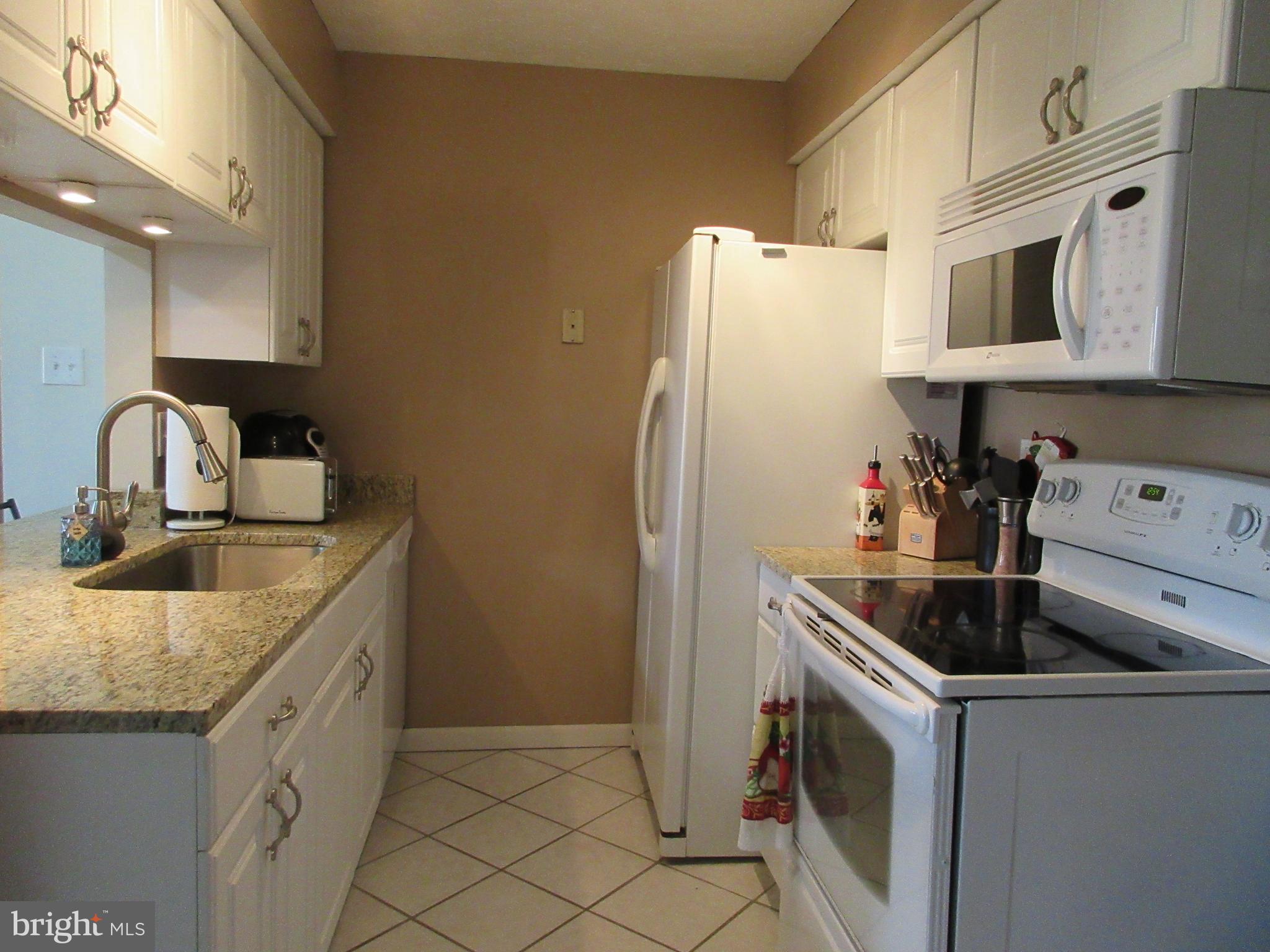 ROCKBURN COMMONS II - Residential