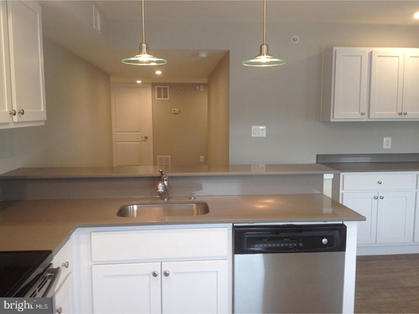 ROXBOROUGH - Residential Lease